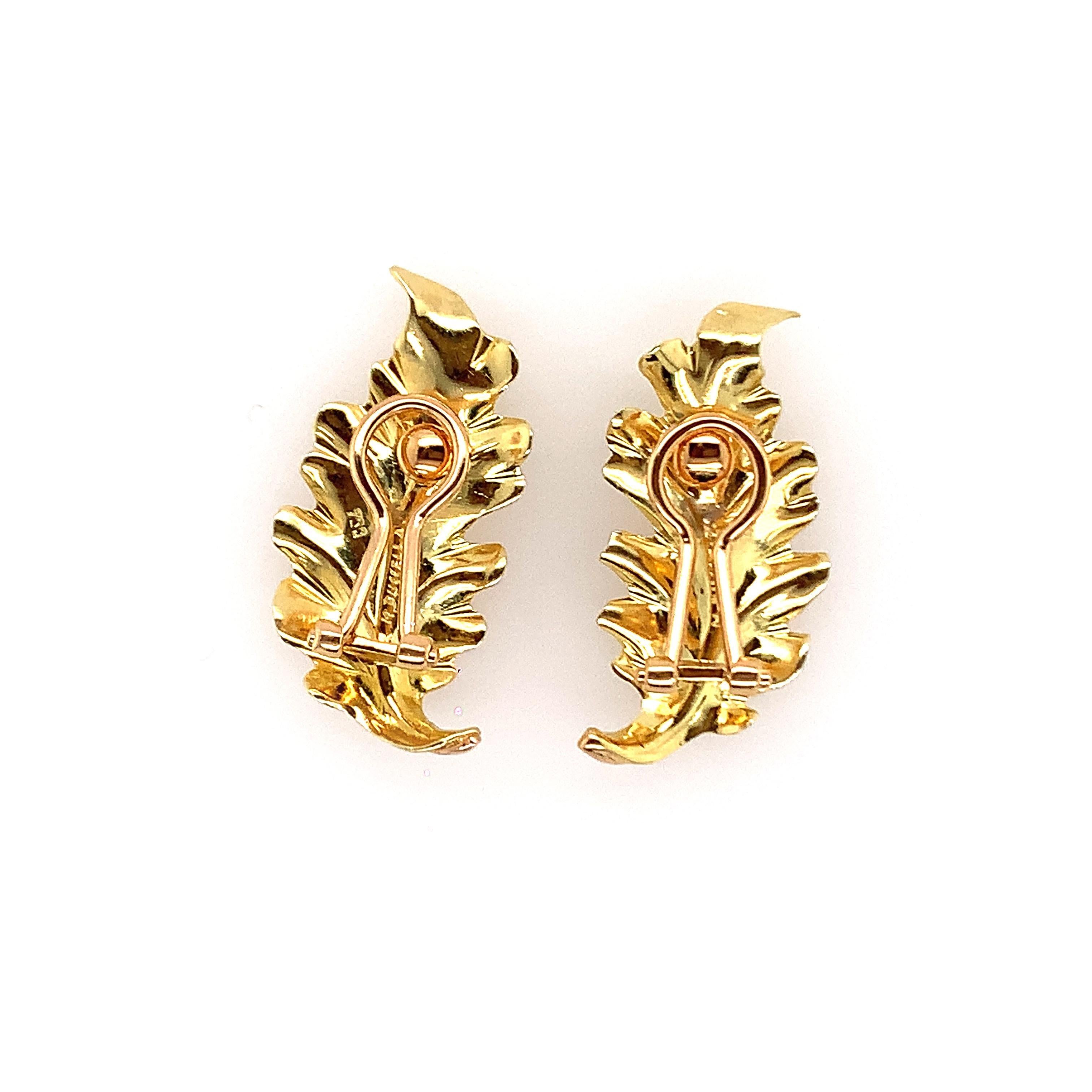 18K Y/gold leaf earclips, signed M.Buccellati 750, measures 1 1/4 x 5/8 inch, weight 4.5 dwt,