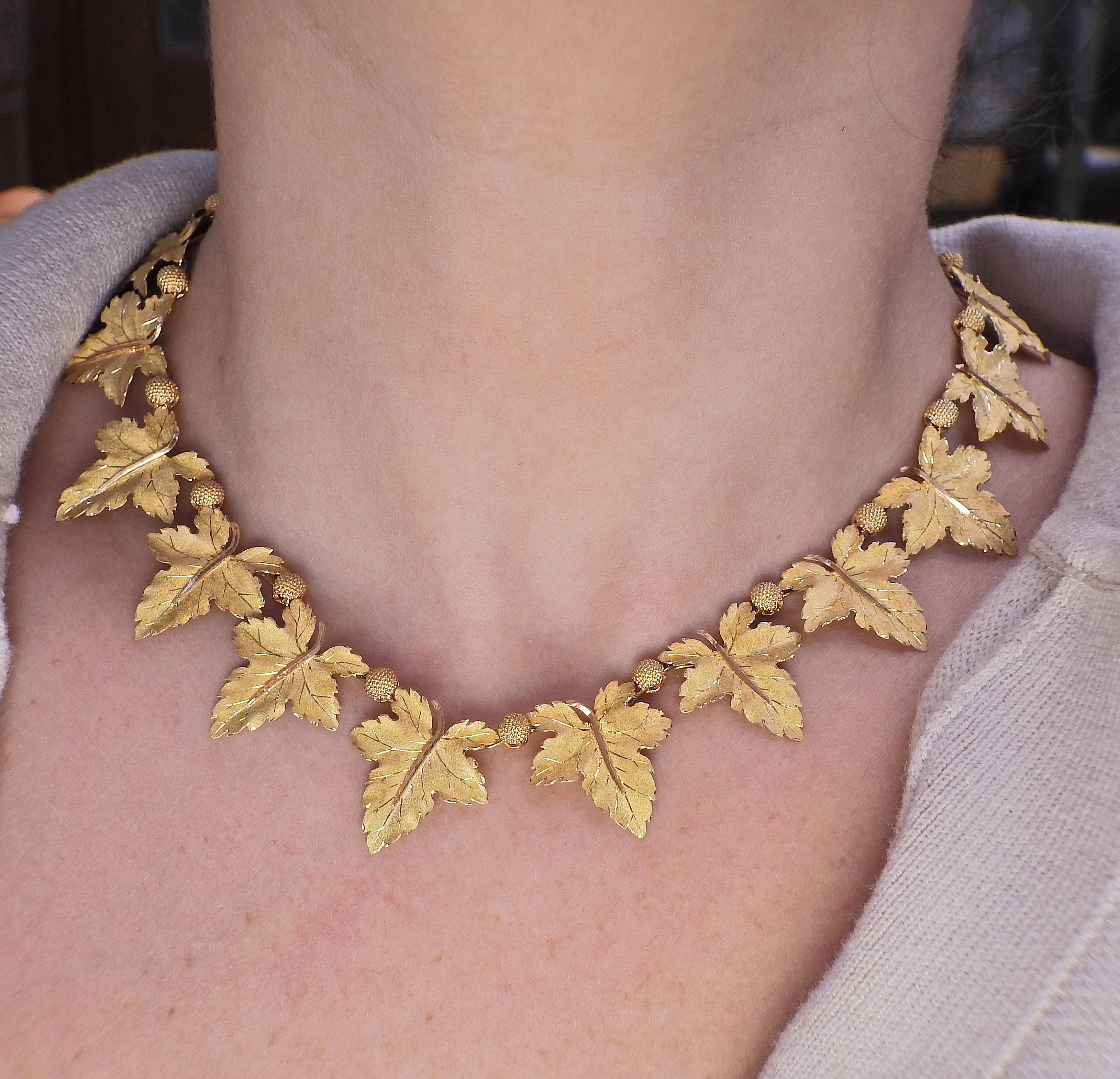 Women's Buccellati Leaf Yellow Gold Necklace