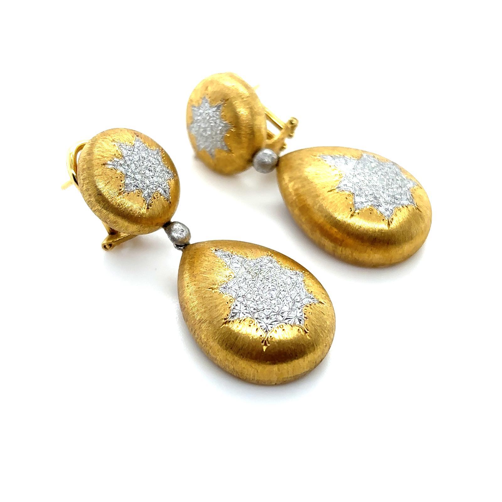 Buccellati 'Macri Classica' 18 Karat Yellow and White Gold Drop Earrings For Sale 2