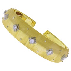 Buccellati Macri Classica Brazalete, con Diamantes en Oro Amarillo