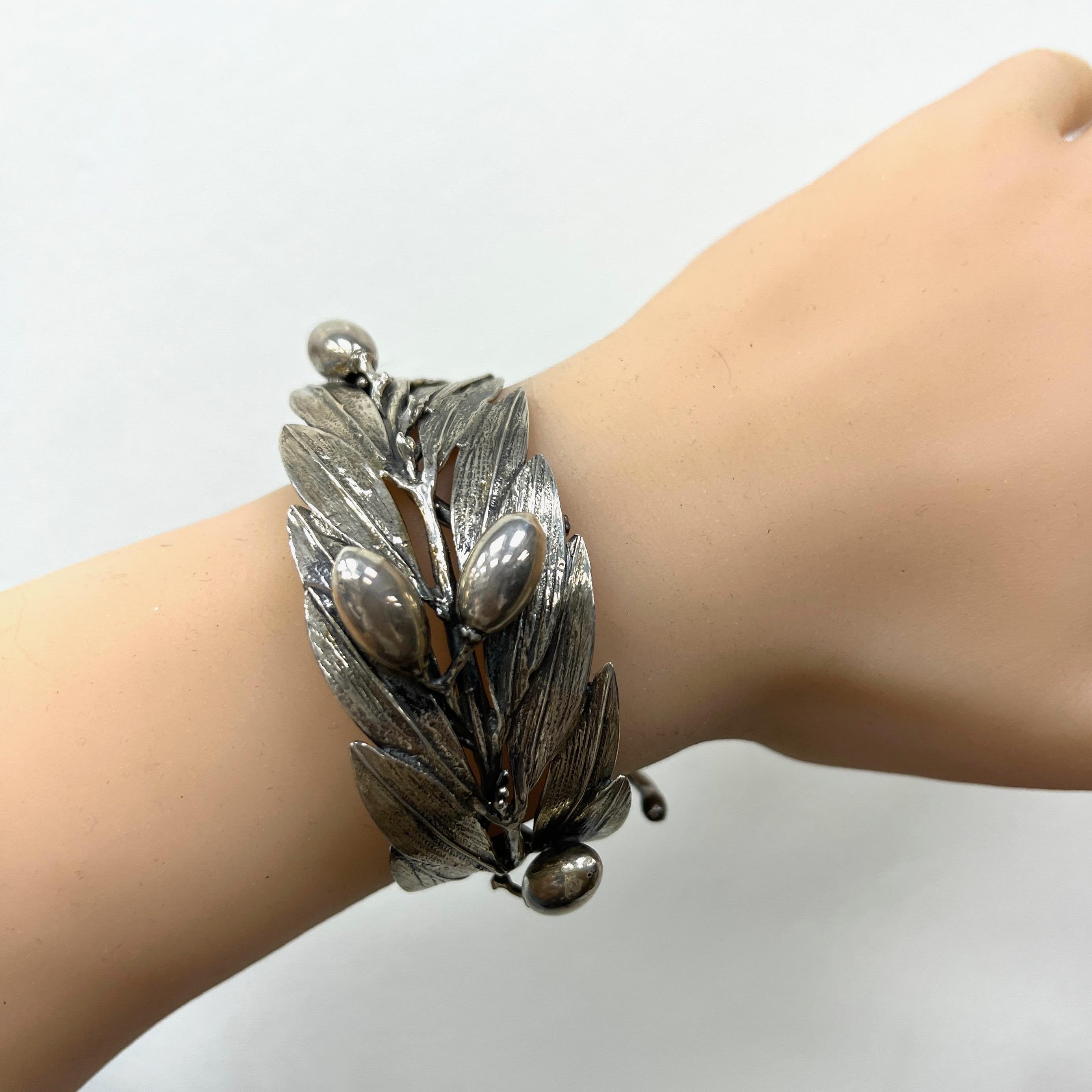 Buccellati Mario Leaf Sterling Silver Cuff Bracelet  For Sale 2