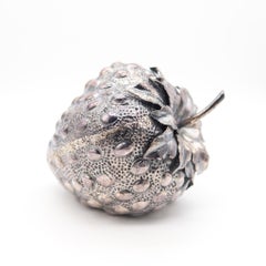 BUCCELLATI Milano 1970 Strawberry Shaped Desk lighter In Solid .925 Sterling