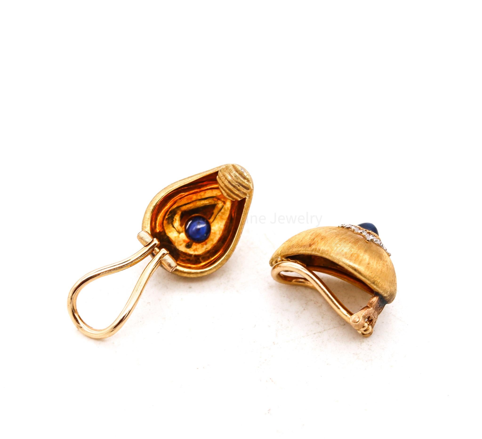 Modernist Buccellati Milano Cushioned Clips Earrings 18Kt Gold with Ceylon Blue Sapphires