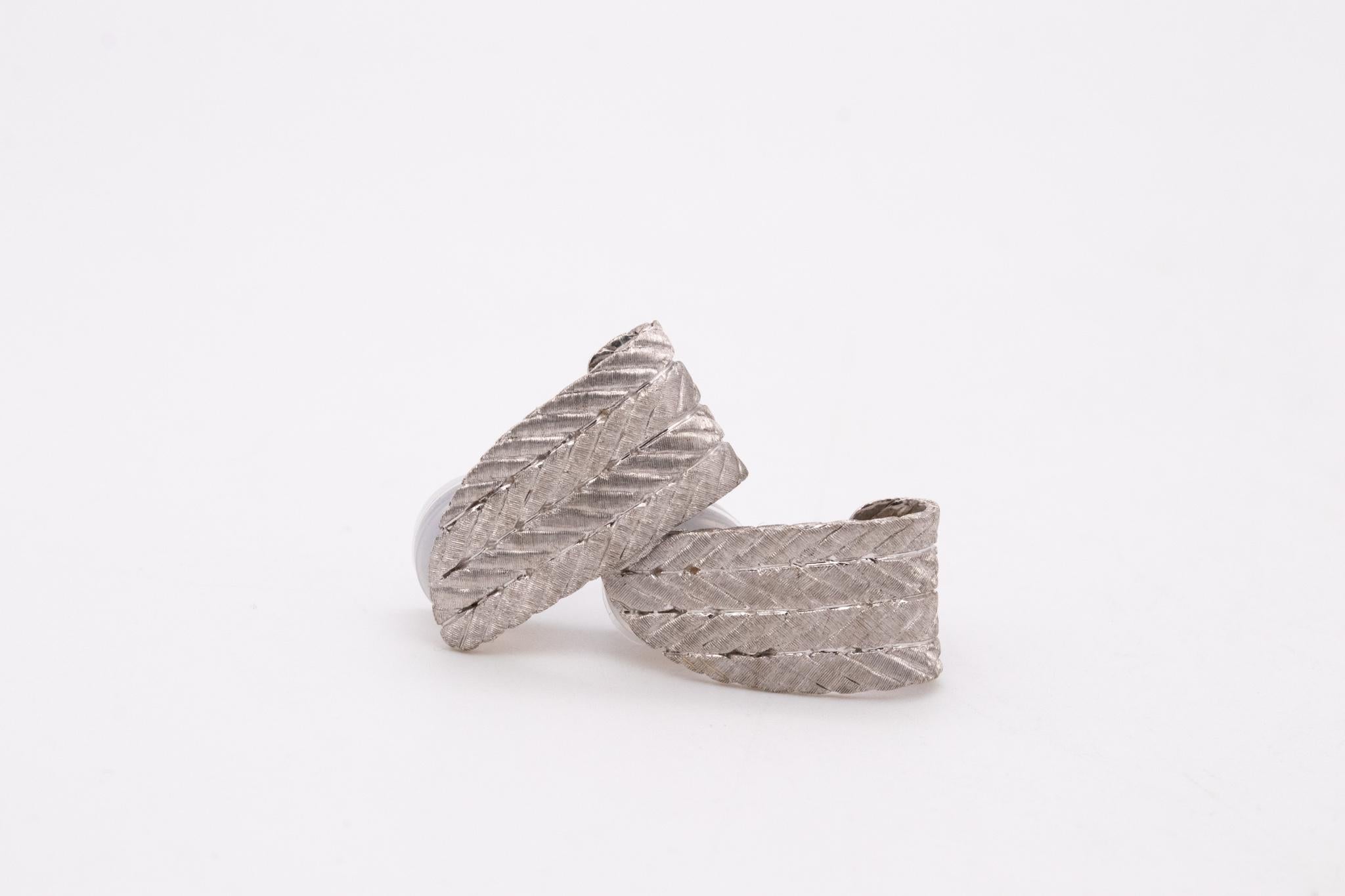 Modernist Buccellati Milano Geometric Earrings in Textured Woven 18Kt White Gold For Sale