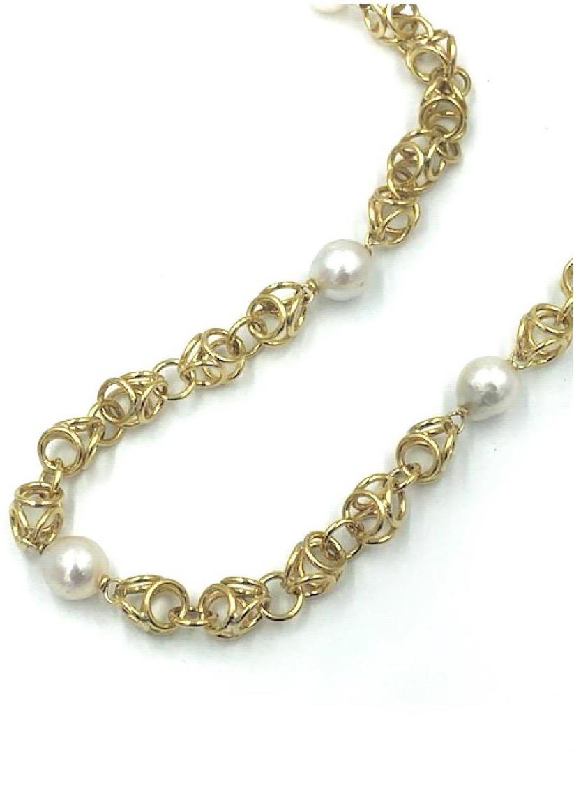 Round Cut Buccellati Open Circle Ball Link and Pearl Necklace Solid 18 Karat Yellow Gold For Sale