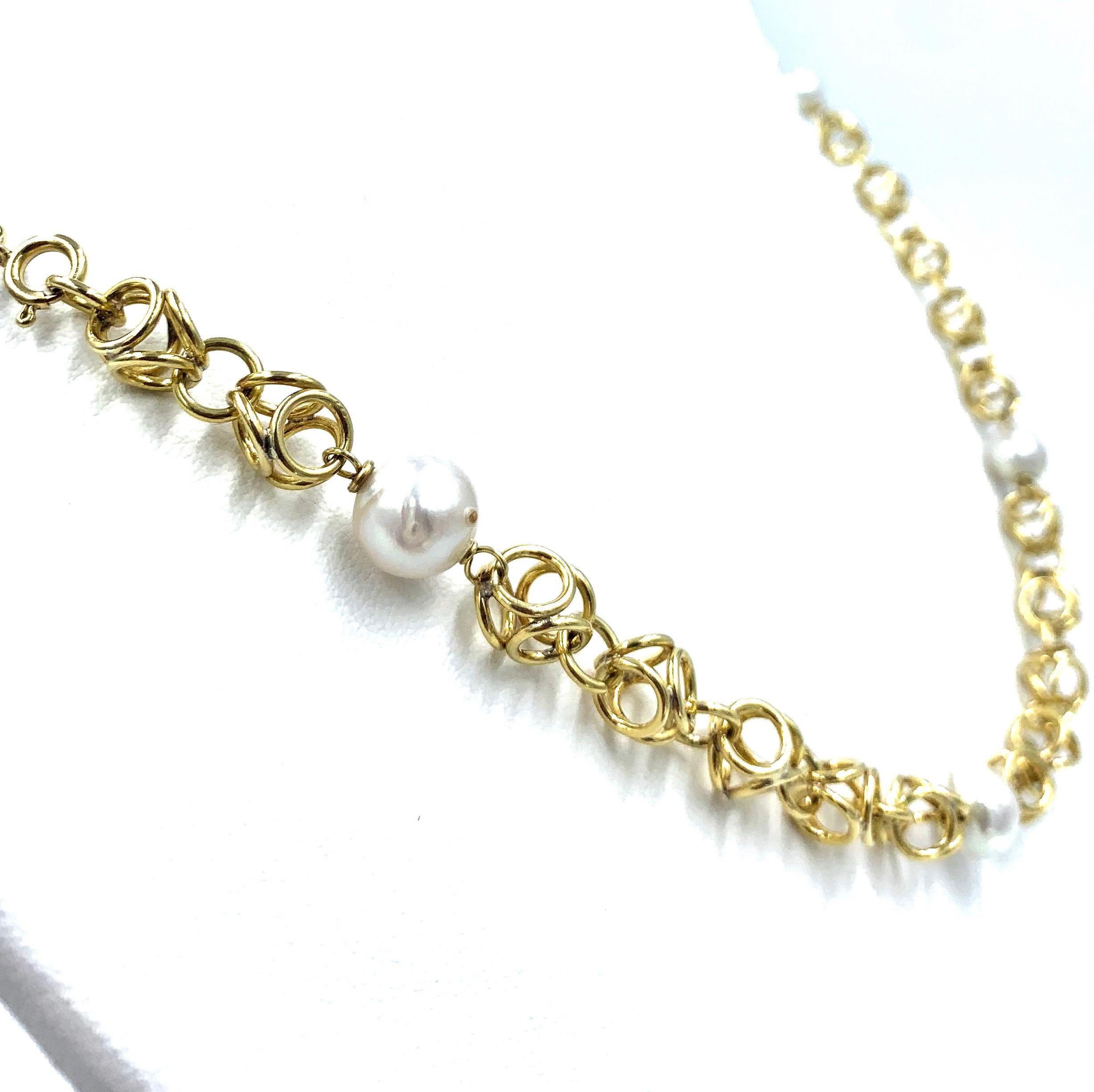 Buccellati Open Circle Ball Link and Pearl Necklace Solid 18 Karat Yellow Gold For Sale 1