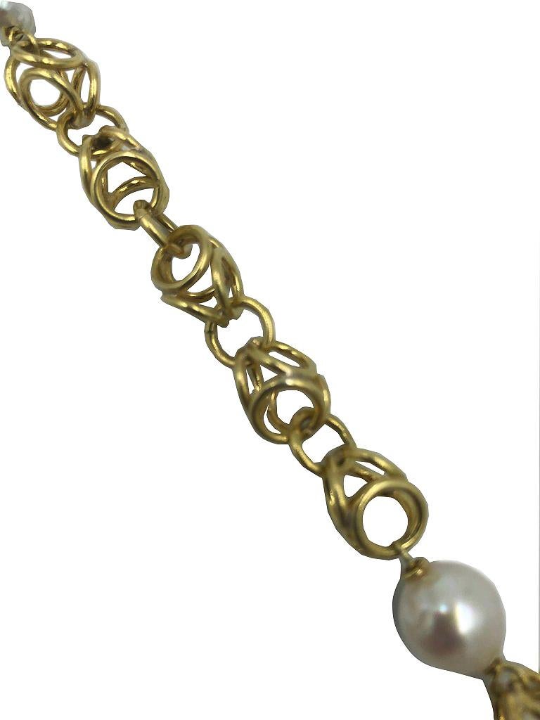 Buccellati Open Circle Ball Link and Pearl Necklace Solid 18 Karat Yellow Gold For Sale 4