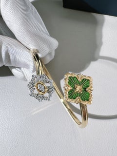 Bracelet ouvert Buccellati « Opera Tulle » orné de motifs floraux doubles en émail vert