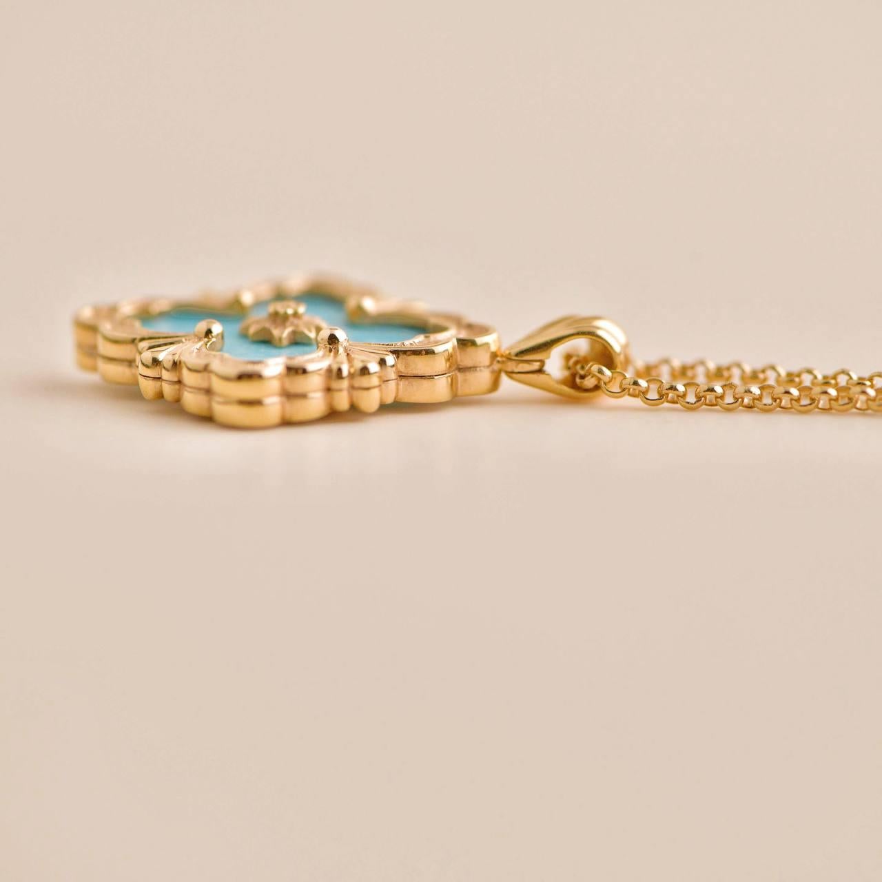 Uncut Buccellati Opera Tulle Turquoise Limited Edition Big Motif 18K Yellow Gold Penda For Sale