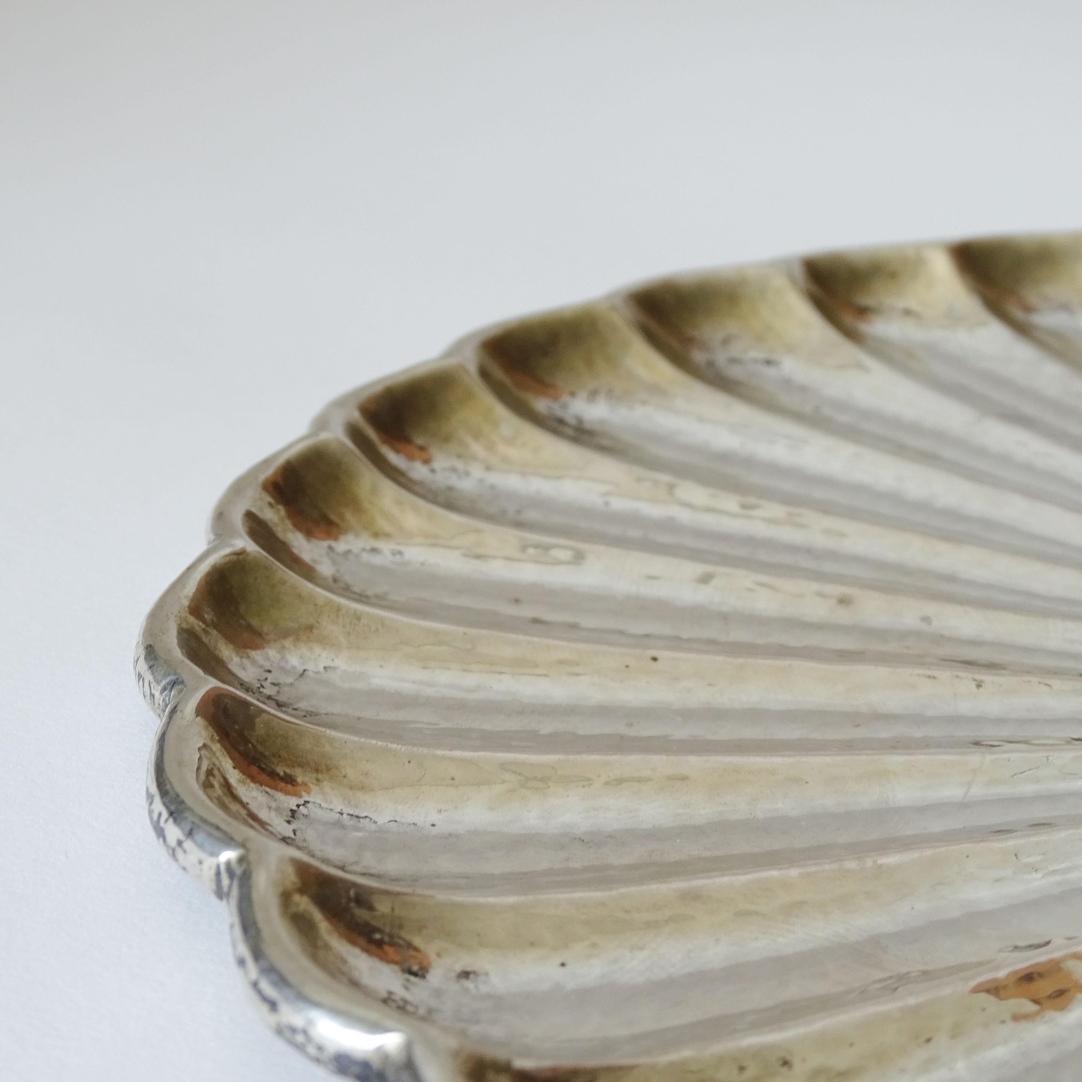 Italiano Vassoio o Vide Poche ovale in argento di Buccellati,  Italia Fine XX secolo in vendita