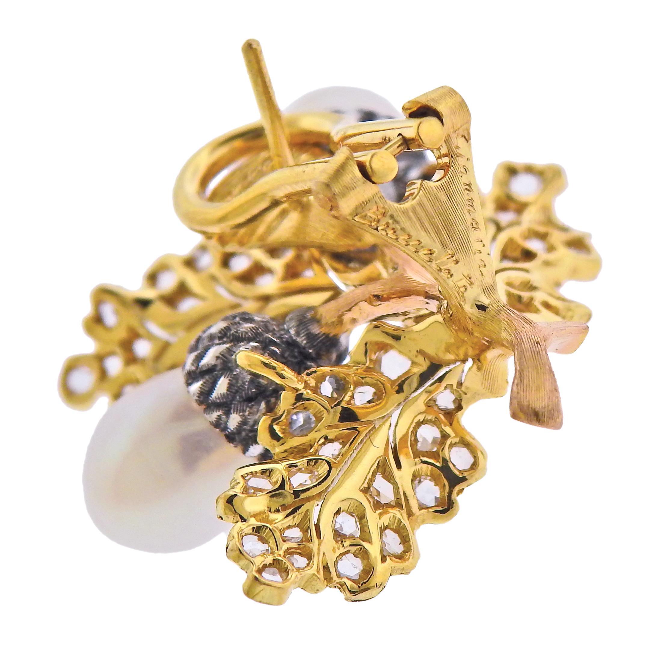Buccellati Pearl Rose Cut Diamond Gold Leaf Motif Earrings In Excellent Condition For Sale In Lambertville, NJ