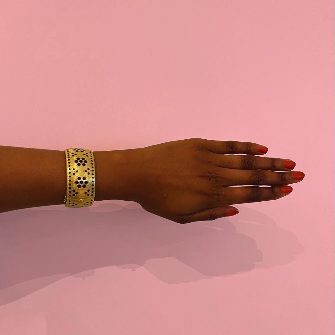 Women's or Men's Buccellati Plique-à-Jour Enamel and 18K Gold Bangle