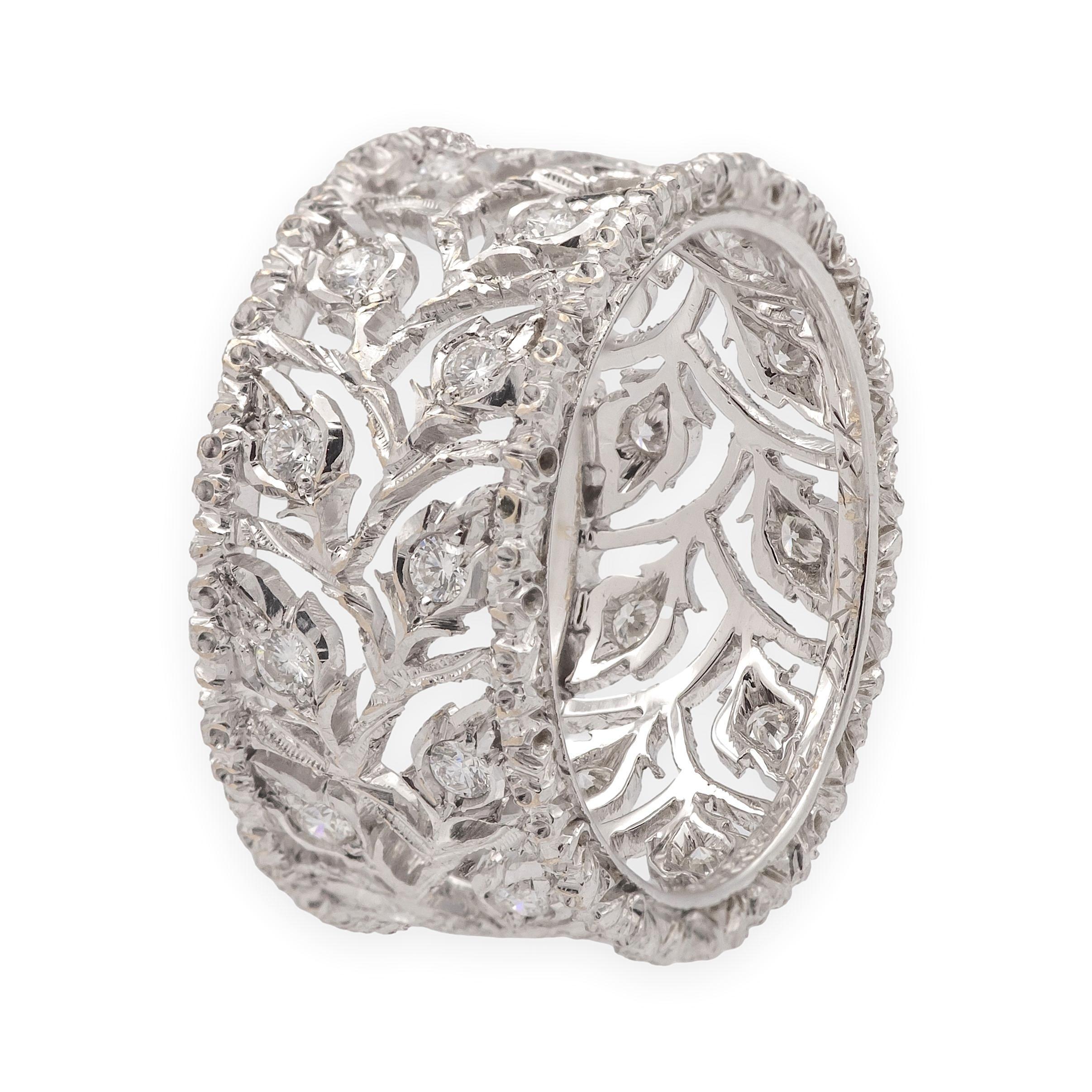 Donna Buccellati Ramage Eternelle in oro bianco 18 carati Anello con fascia smerlata di diamanti misura 5,5 in vendita