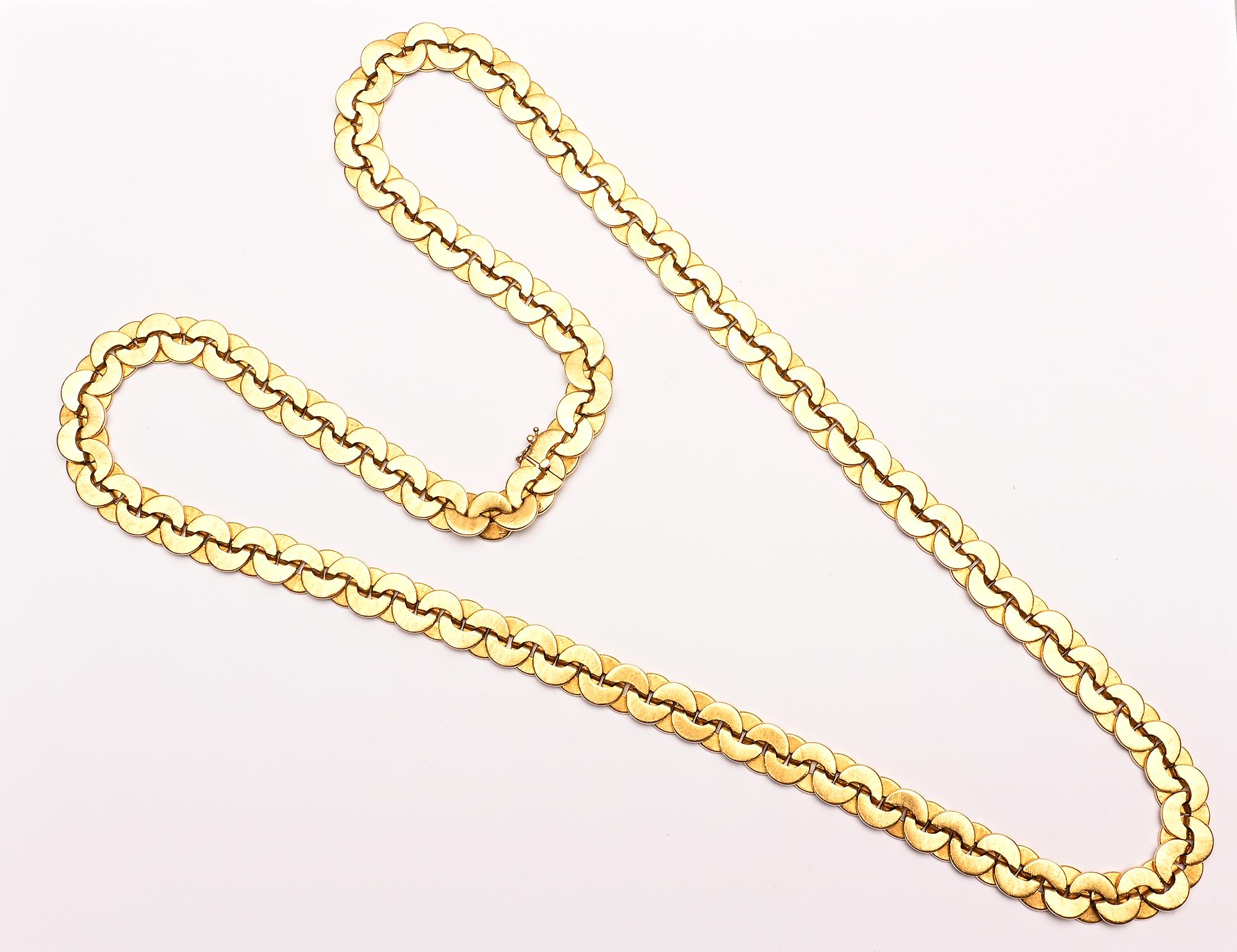 Moderne Buccellati, collier long réversible en or en vente