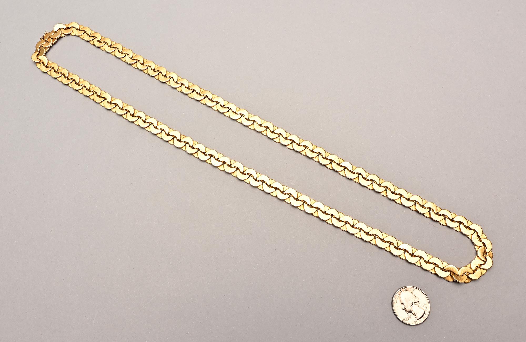 Buccellati Reversible Long Gold Necklace In Excellent Condition For Sale In Darnestown, MD