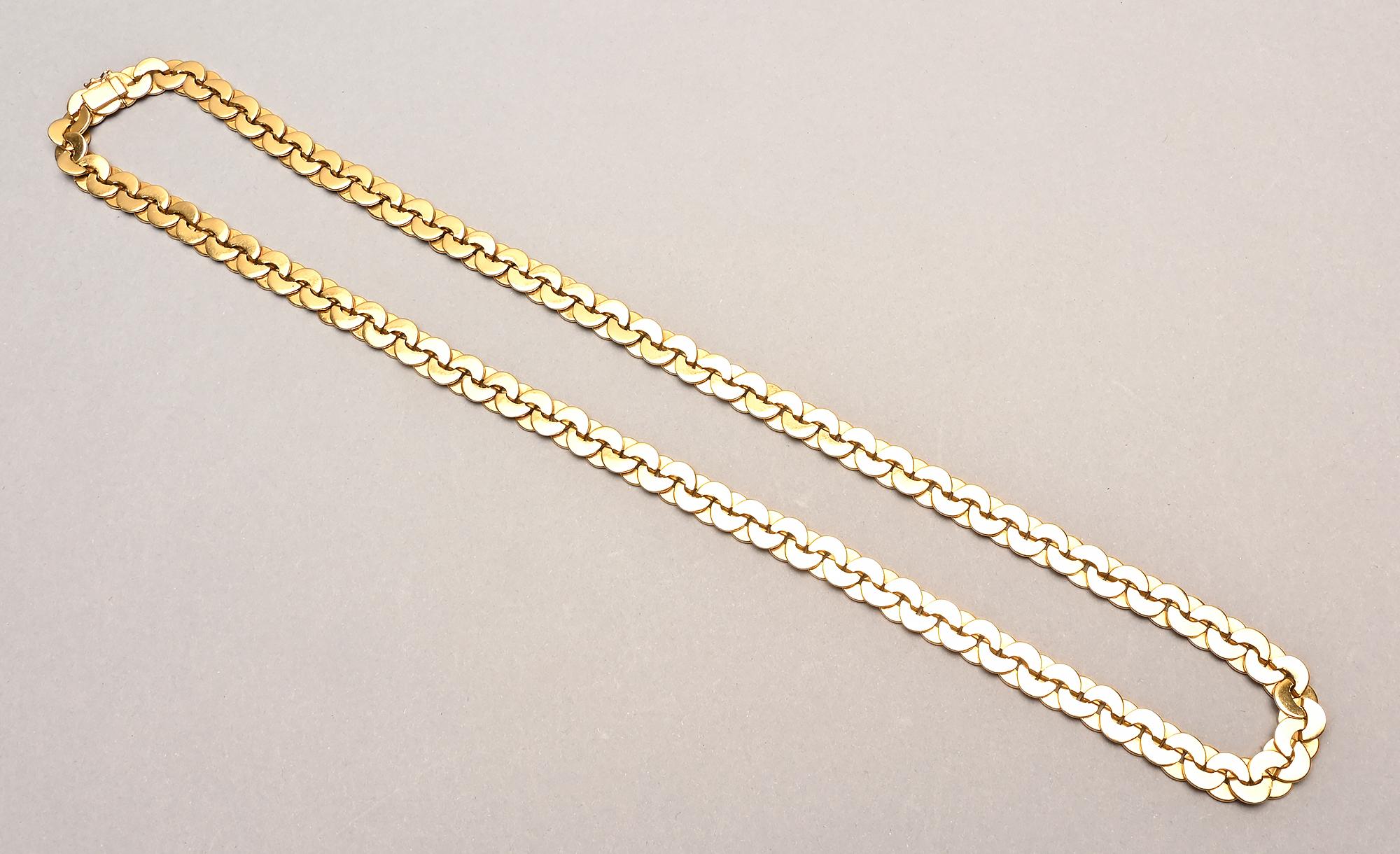 Modern Buccellati Reversible Long Gold Necklace For Sale
