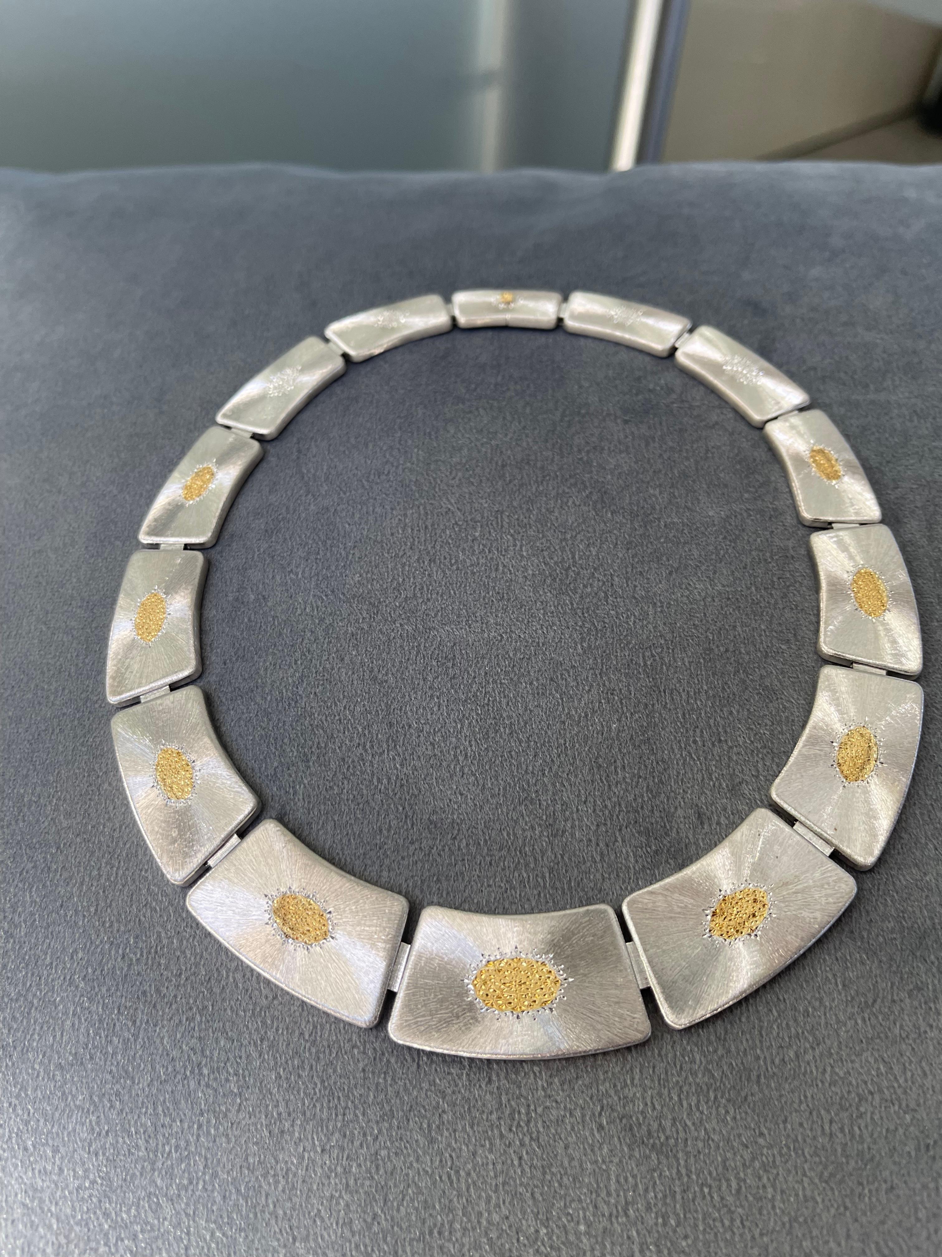 Buccellati Rigato 18k Gold Silver Flat Wide Link Chocker Necklace In Excellent Condition For Sale In Miami, FL