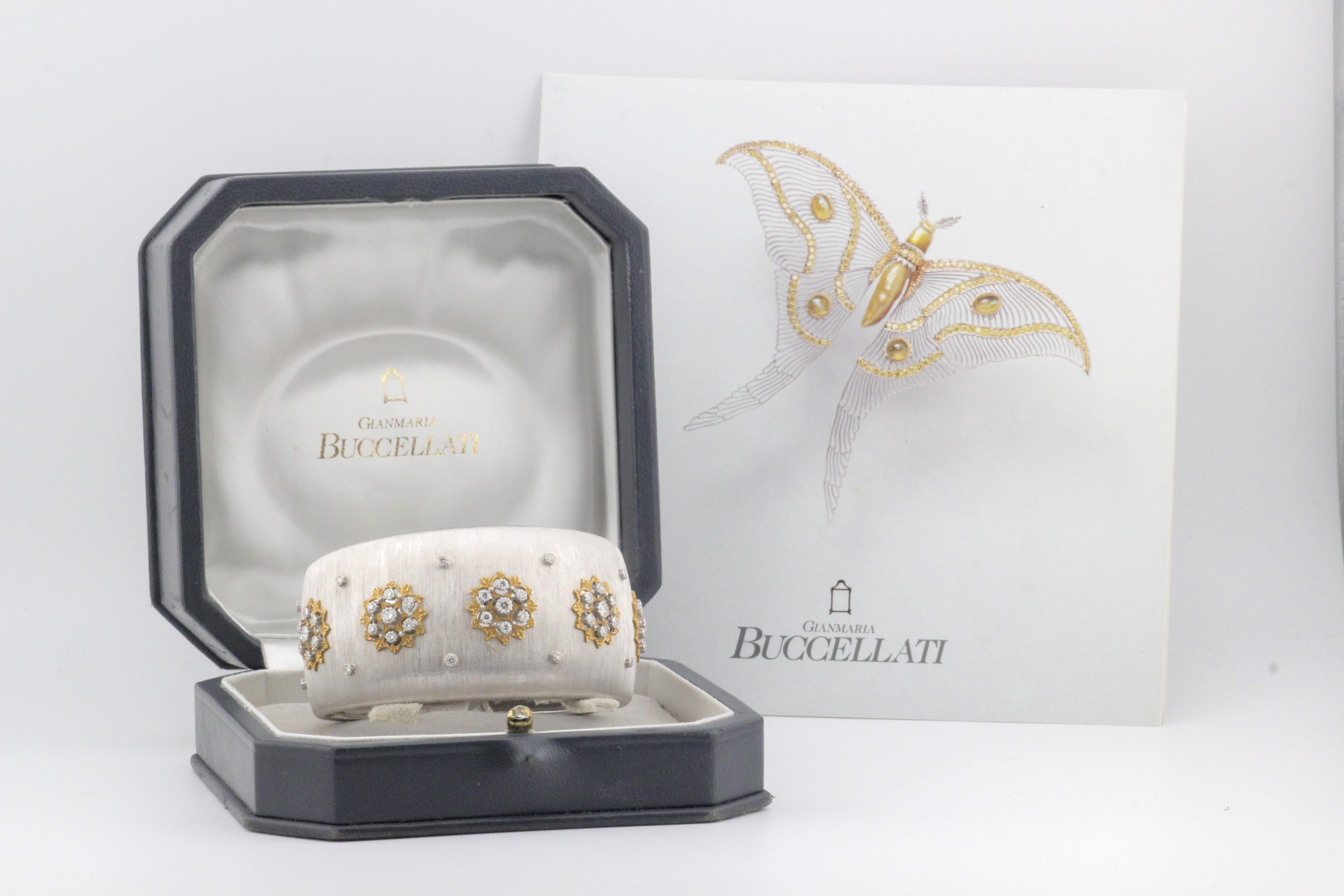 Buccellati Rigato breites Manschettenarmband aus 18 Karat Weiß- und Gelbgold mit Diamanten 3