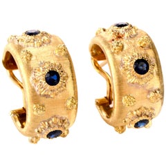 Buccellati Rigato Sapphire 18 Karat Gold Omega Clip Hoop Earrings