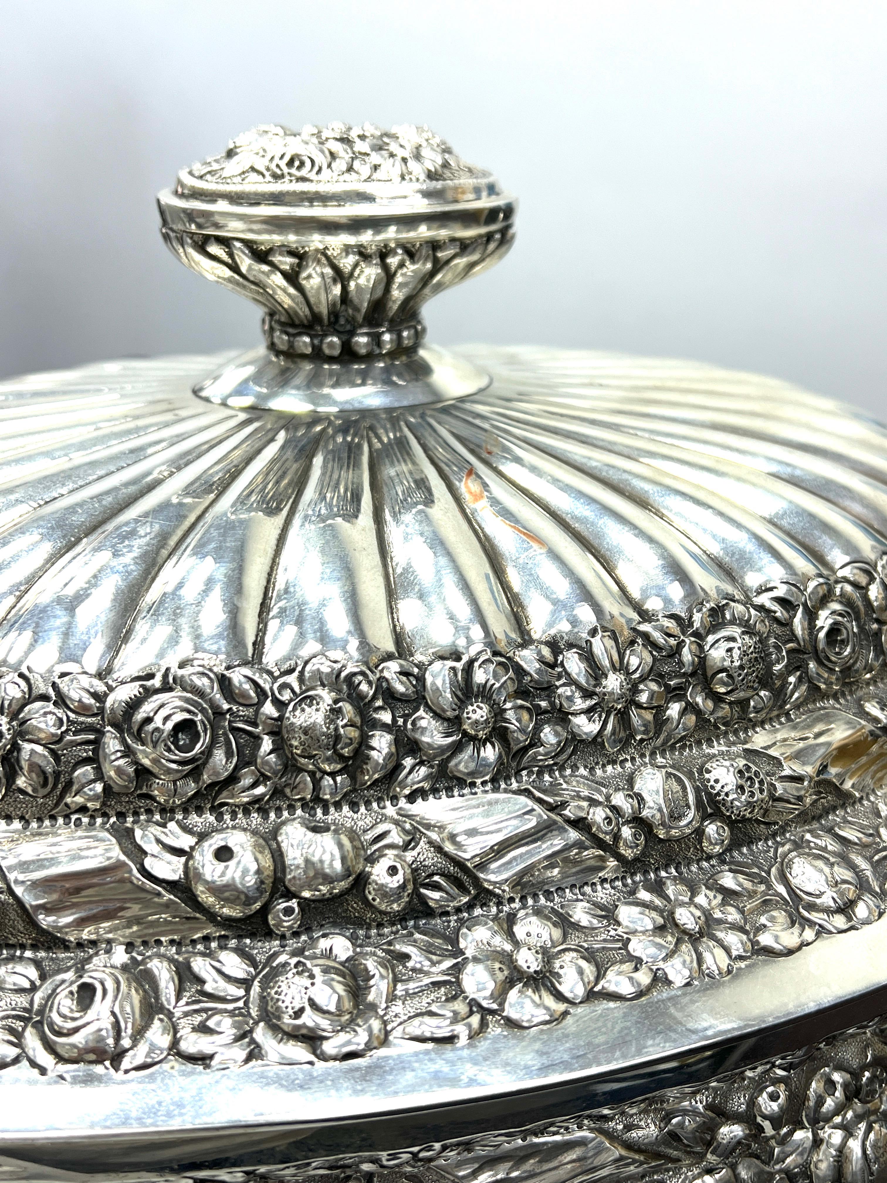 Women's or Men's Buccellati Silver Double Handle Bowl For Sale