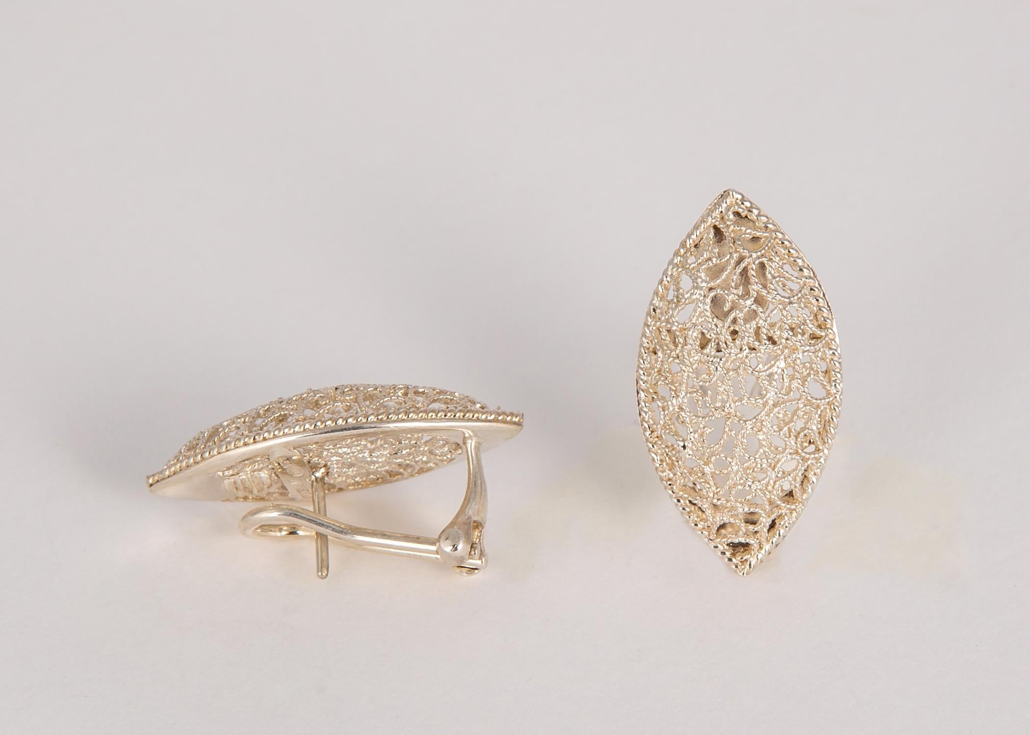 Contemporary Buccellati Silver Filidoro Earrings