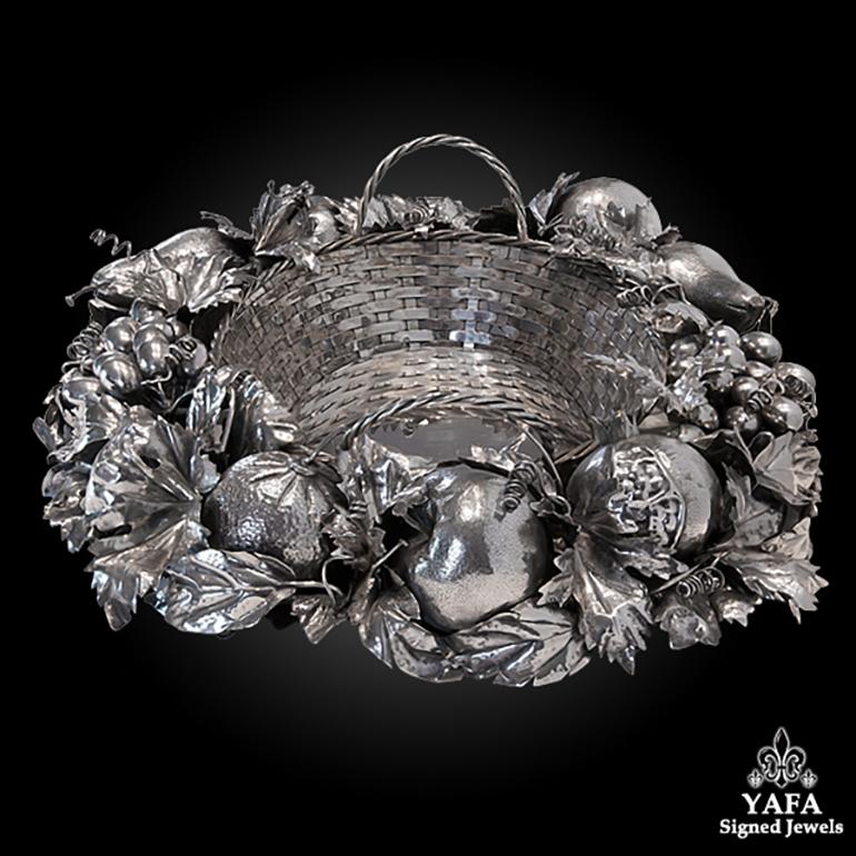 Buccellati Silver Fruit Basket Centerpiece In Excellent Condition For Sale In New York, NY
