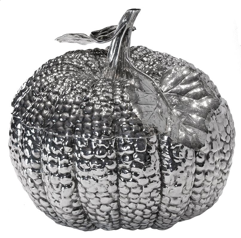 Buccellati silver nature centerpiece pumpkin in 800 silver.

Buccellati centerpiece overall dimensions measure approx. 15 1/2? in length, 13? in width, 13 1/2? in height. Inside diameter of hollow form approx. 15? at widest point, 11 1/2? diameter