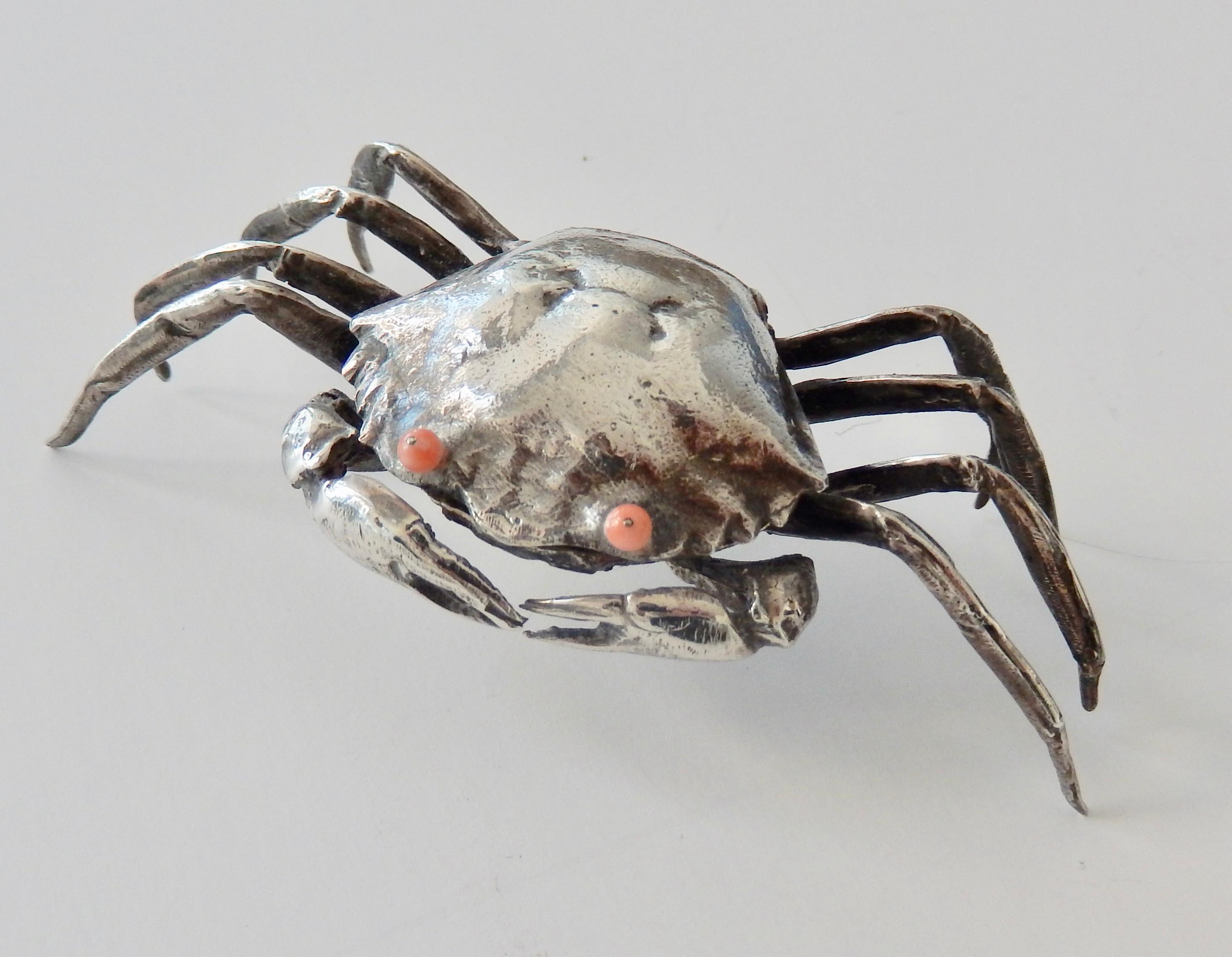 Mid-20th Century Buccellati Sterling Silver Crab Pill Box with Pink Coral Eyes