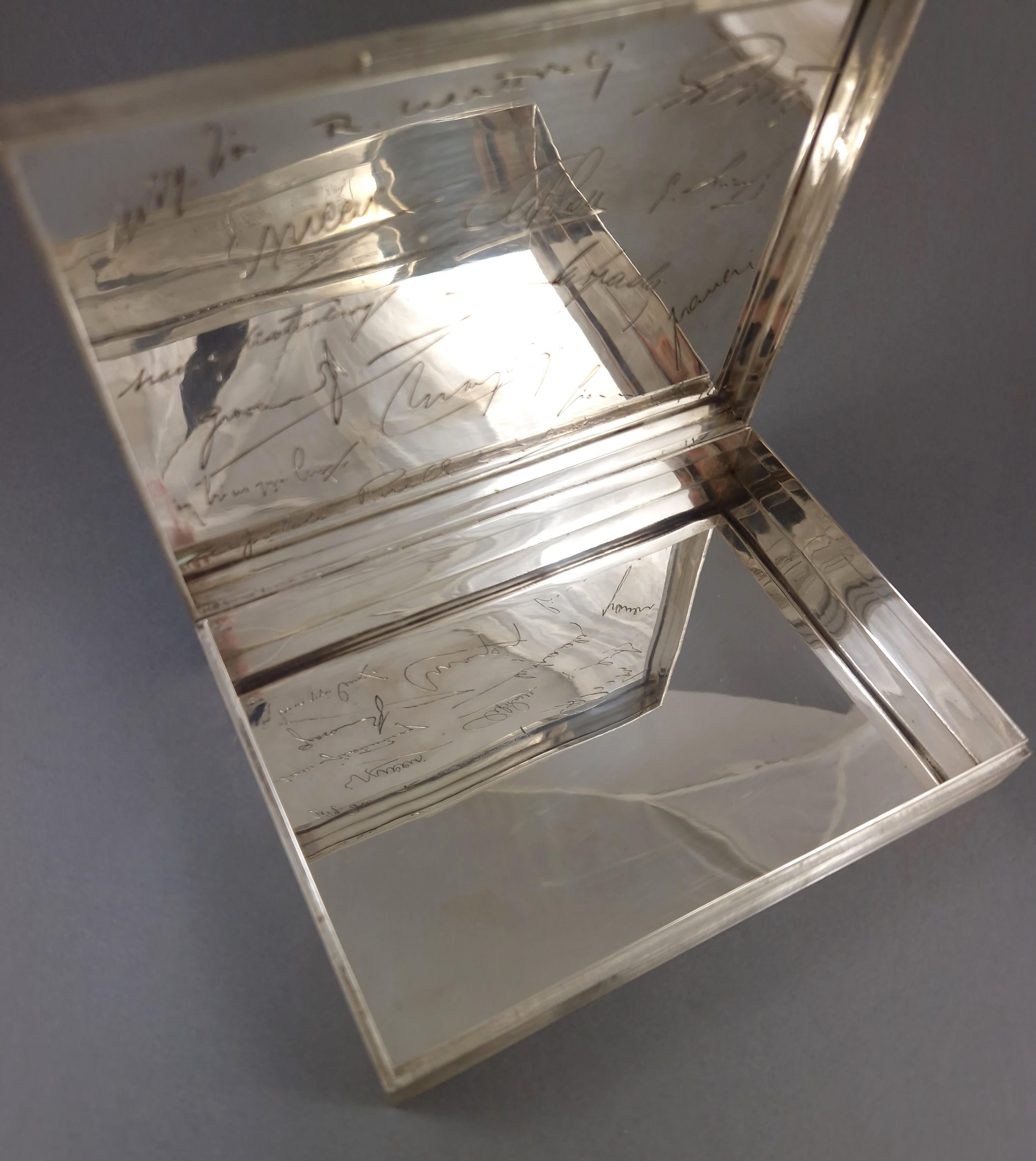 Buccellati Sterling Silver engraved box For Sale 4