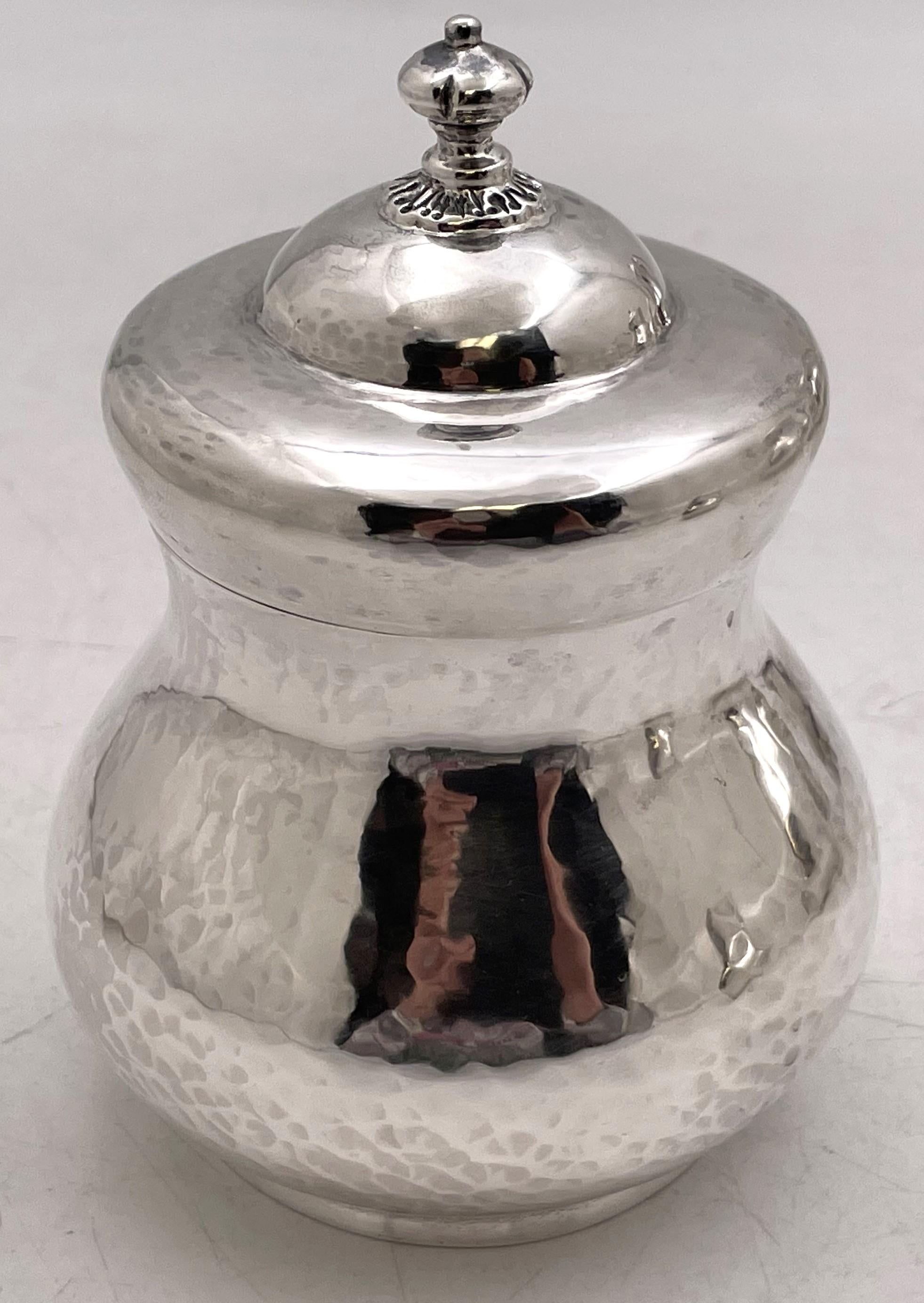 Buccellati, 4-teiliges Tee- und Kaffee-Set aus handgehämmertem Sterlingsilber mit Teekanne im Angebot 6