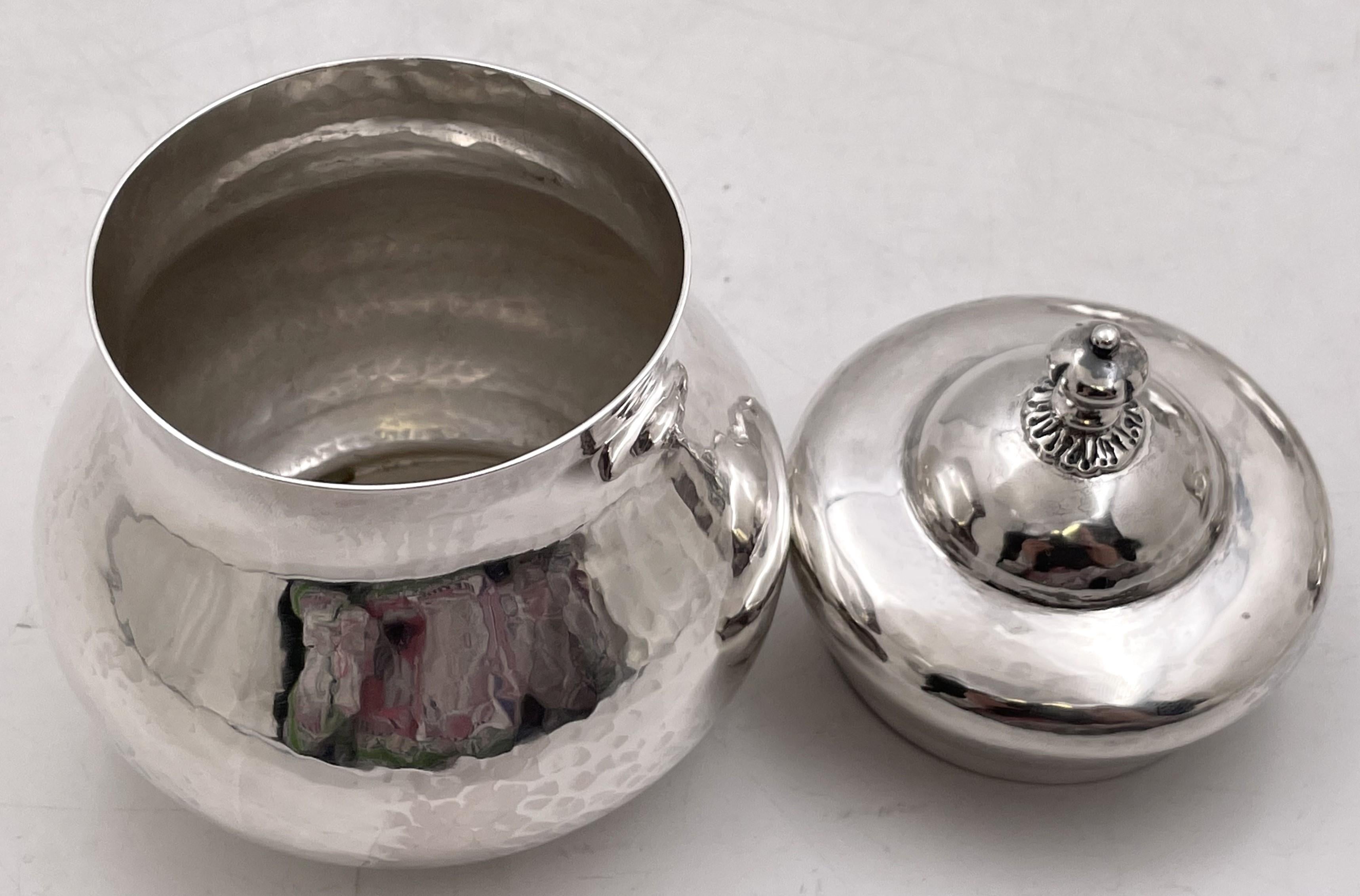 Buccellati, 4-teiliges Tee- und Kaffee-Set aus handgehämmertem Sterlingsilber mit Teekanne im Angebot 7