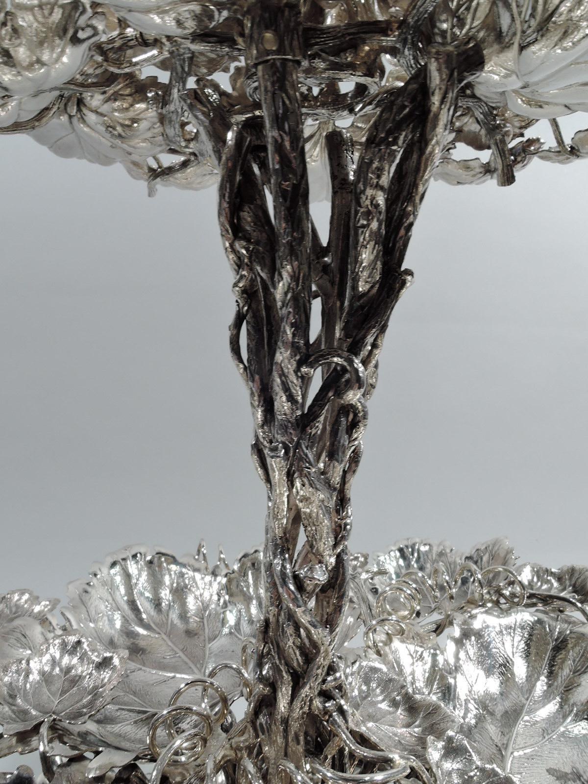 Buccellati Sterling Silver Leaf and Branch 3-Tier Serving Stand In Excellent Condition In New York, NY