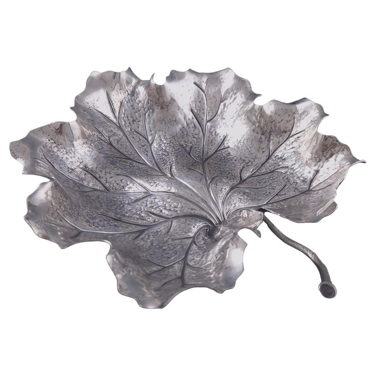 Buccellati, Sterling Silver Leaf Dishes / Vide-Poche For Sale