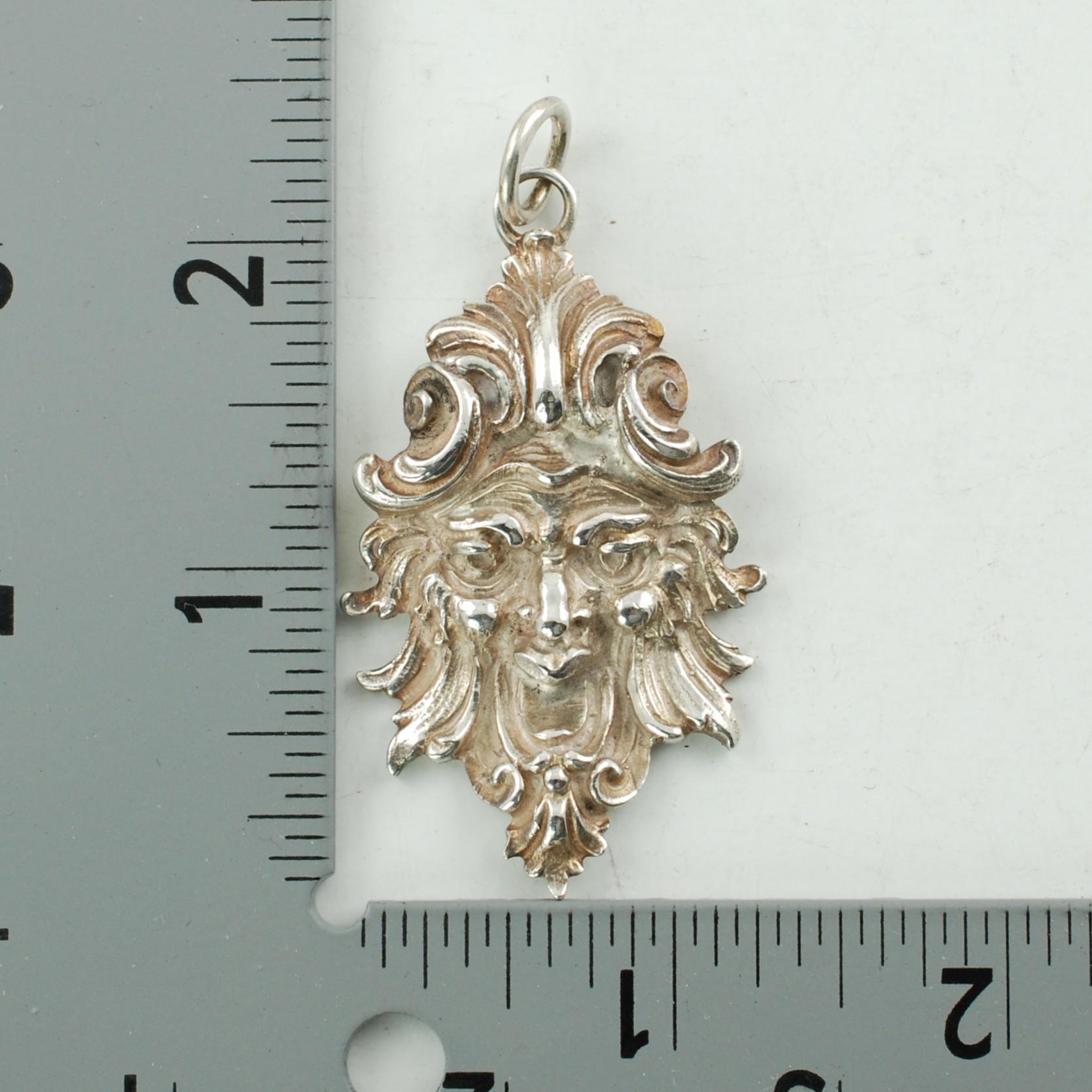Buccellati Pendentif Maschera Ligorica en argent sterling en vente 3