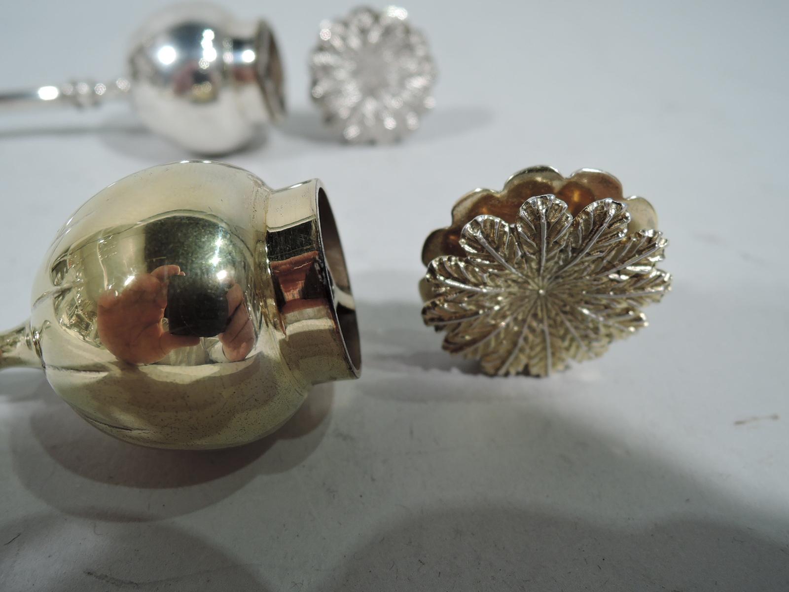 Buccellati Sterling Silver Modern Stem Flower Salt & Pepper Shakers In Excellent Condition In New York, NY