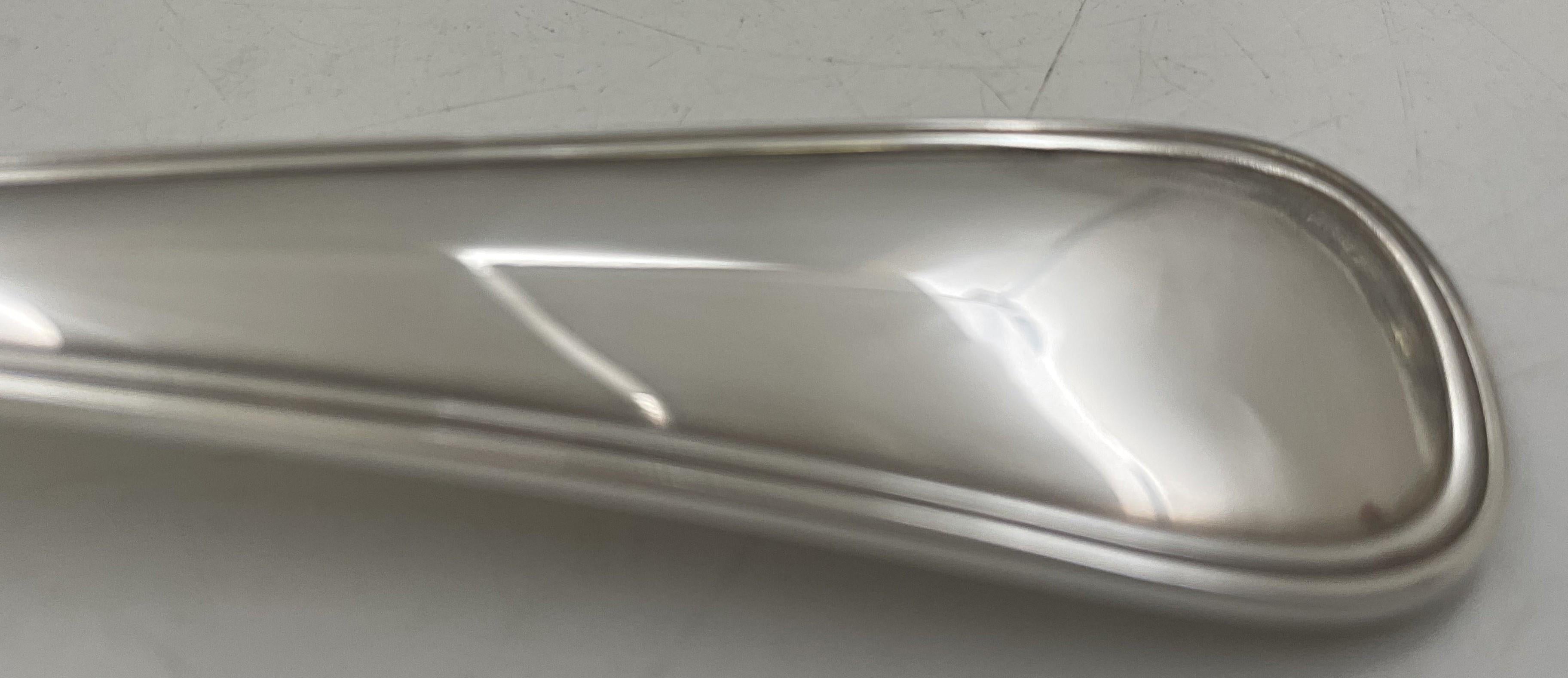 20ième siècle Service à salade italien ancien de 2 pièces en argent sterling Buccellati dans son pochette d'origine en vente
