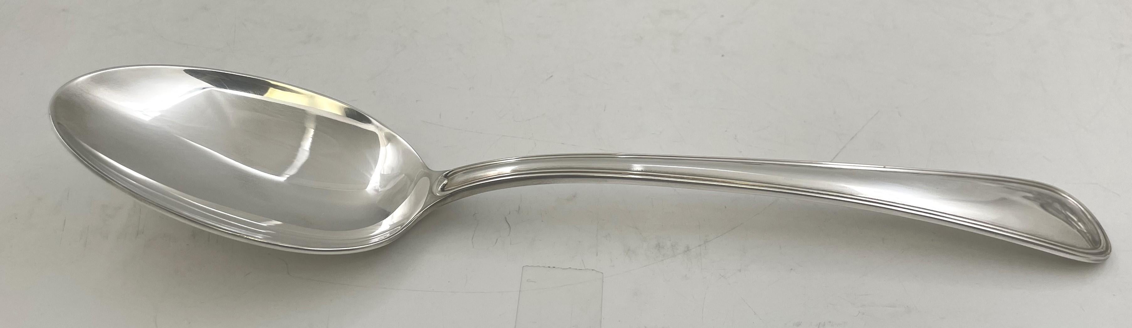 Argent Service à salade italien ancien de 2 pièces en argent sterling Buccellati dans son pochette d'origine en vente