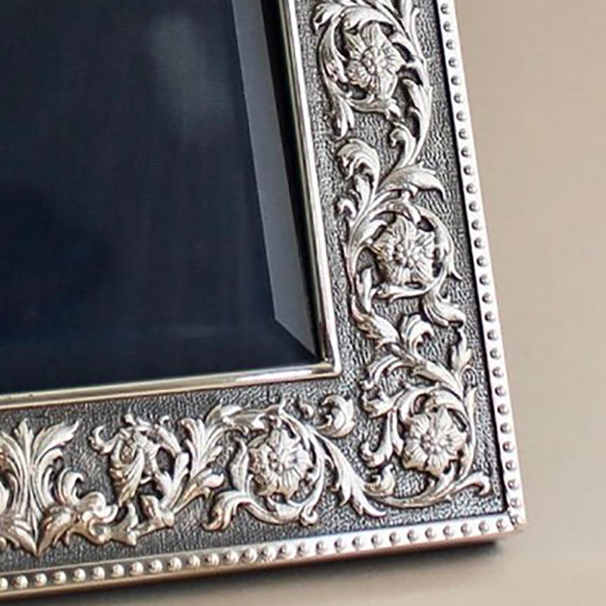 Italian Buccellati Sterling Silver Picture Frame ''Medicea'' For Sale