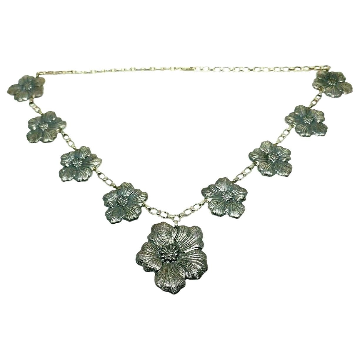 Buccellati Sterling Silver Vintage Flower Necklace