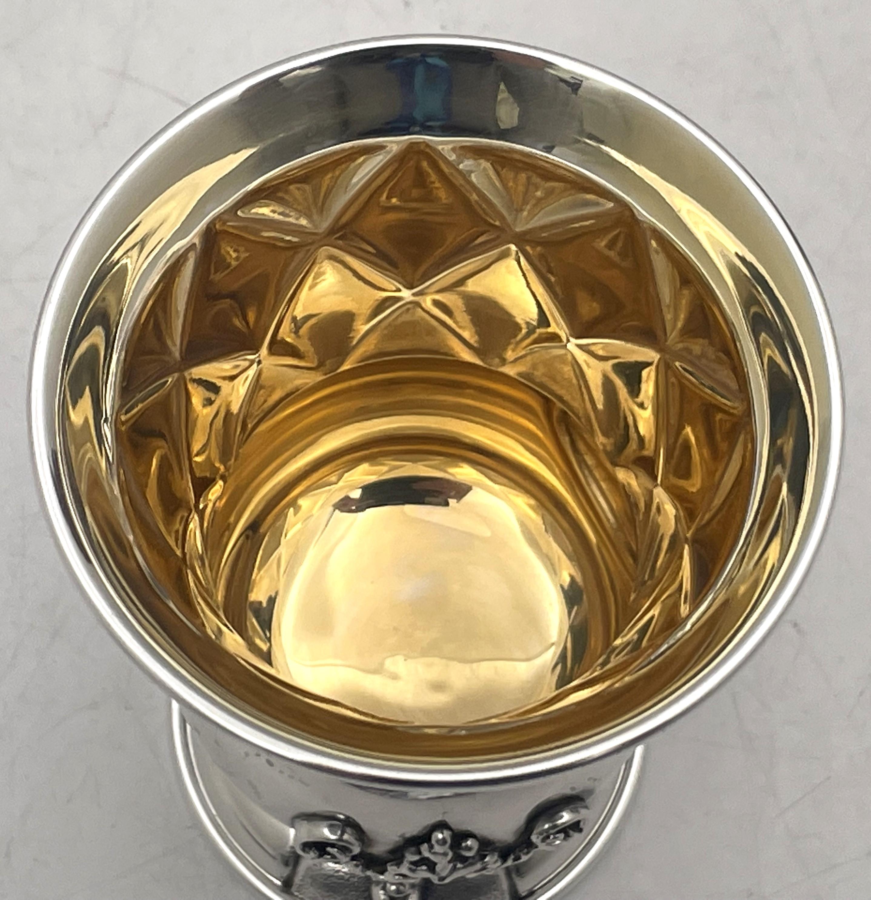 Tazza Kiddush e piattino in argento sterling italiano in stile Buccellati Shabbat / Pesach in vendita 2