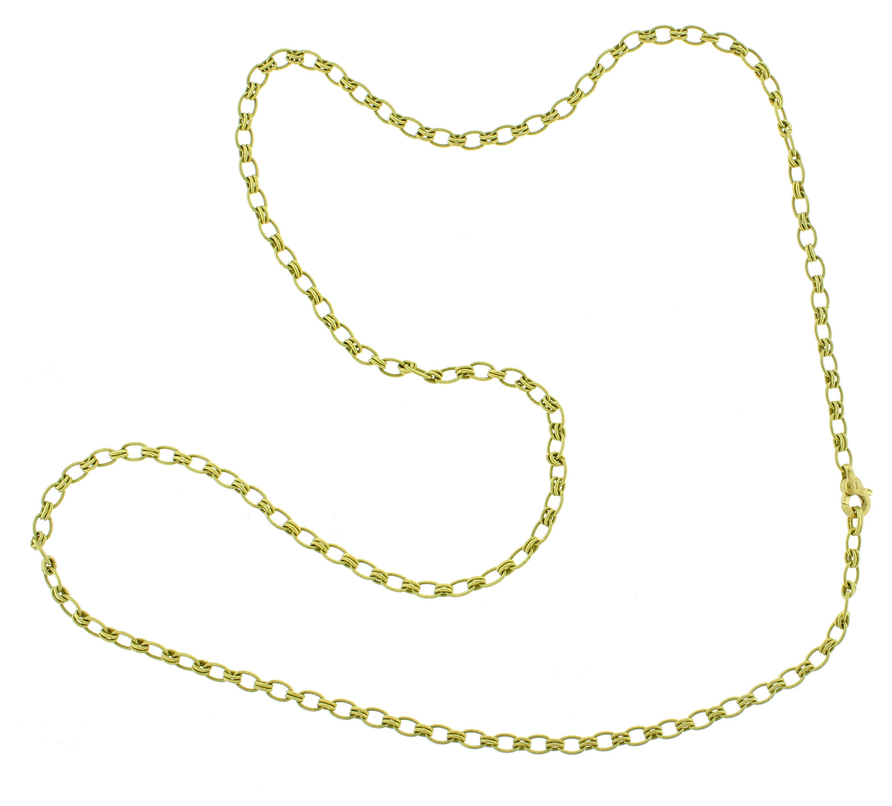 Buccellati Textured Oval Link Chain Necklace In Excellent Condition For Sale In Bethesda, MD