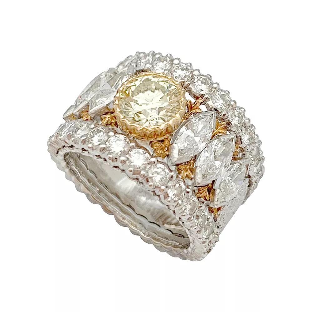 Buccellati Two Colors of Gold and Diamonds Ring In Excellent Condition In Paris, IDF