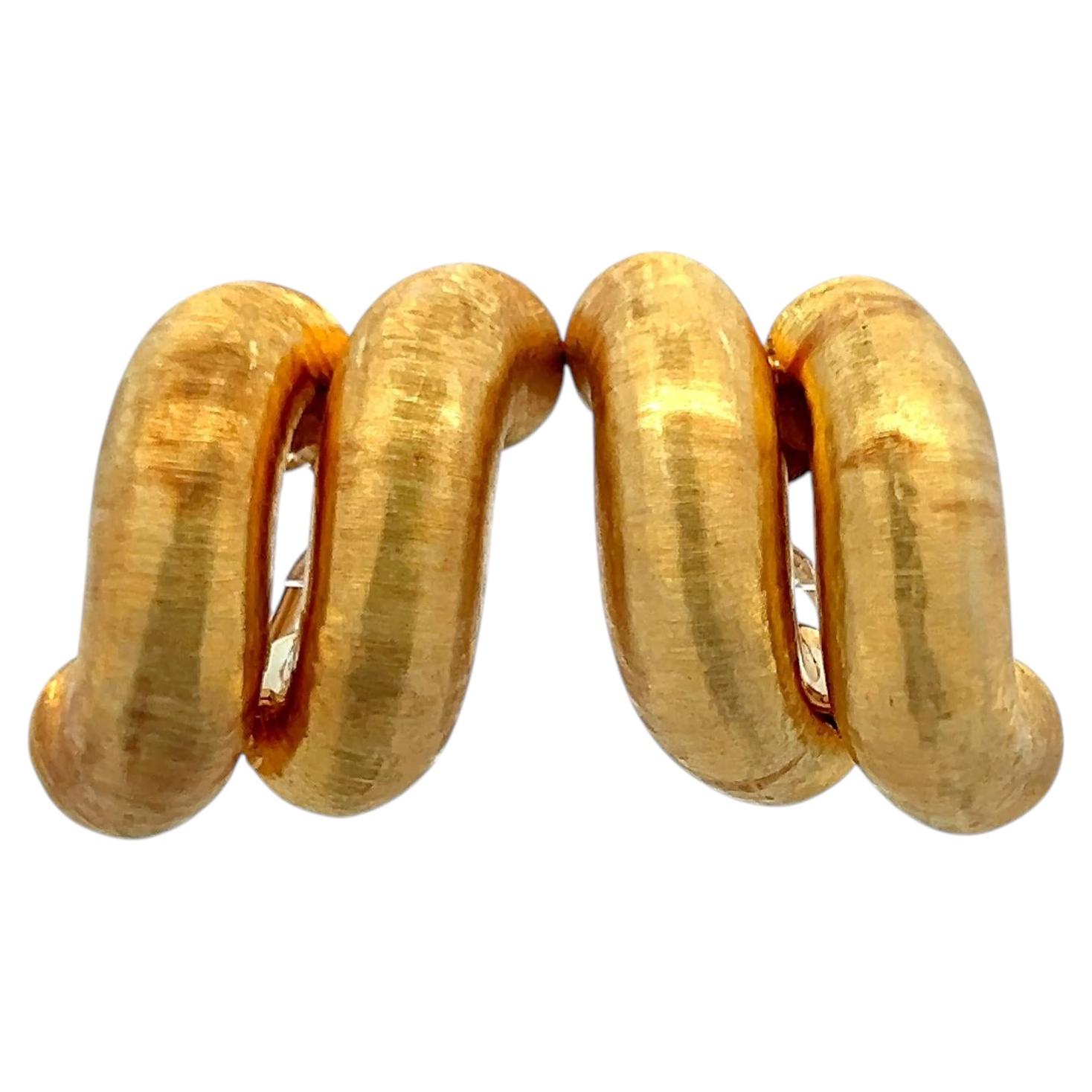 What is Buccellati famous for?