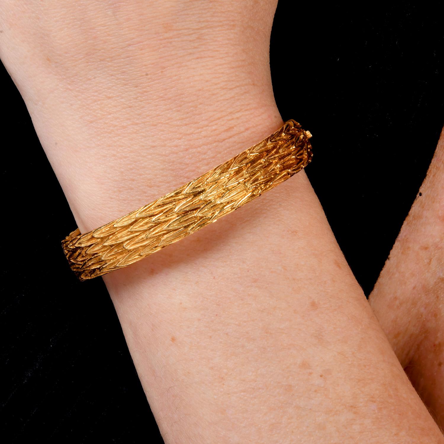 Buccellati Vintage Armreif aus 18 Karat Gelbgold mit Vintage-Armreif im Angebot 6