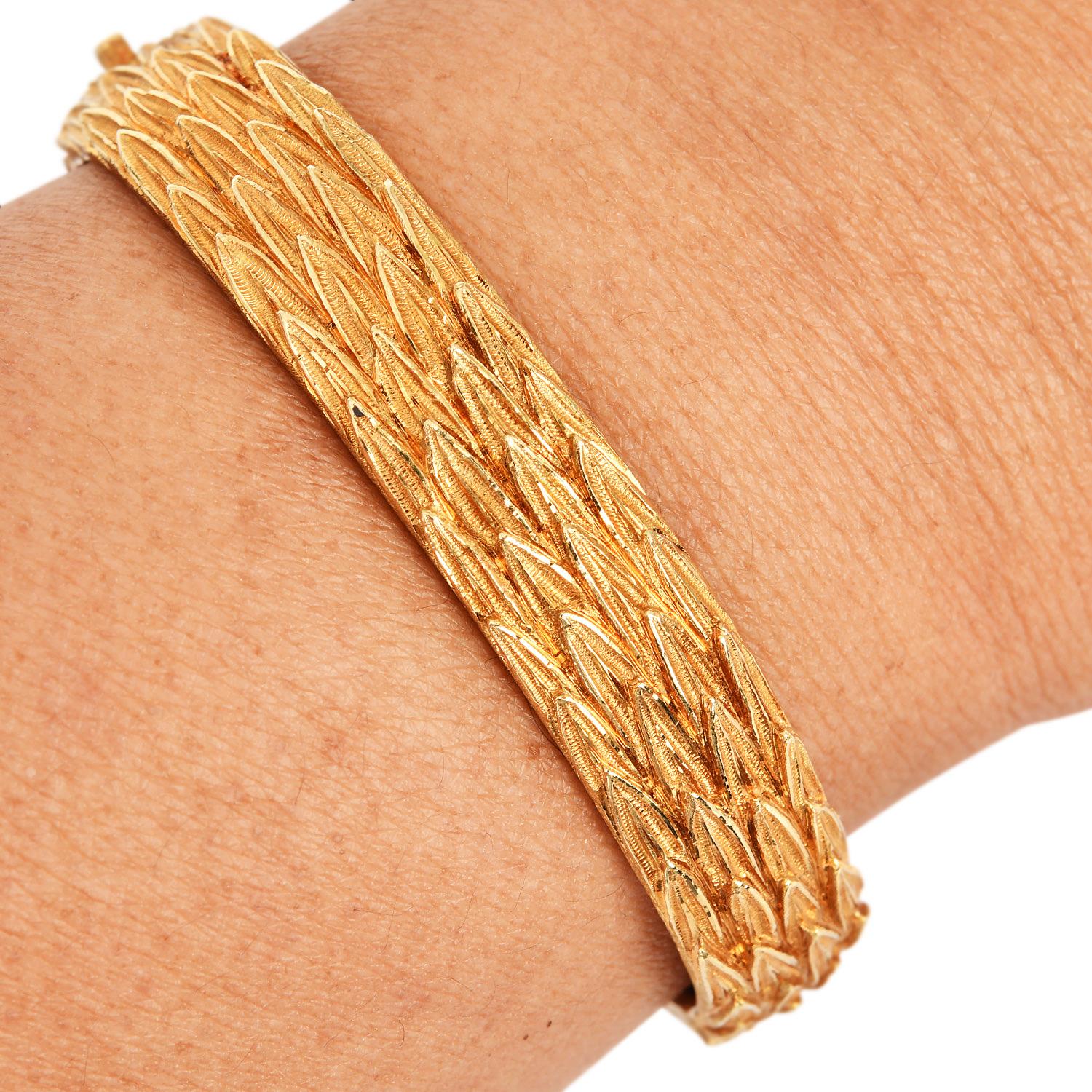 Buccellati Vintage Armreif aus 18 Karat Gelbgold mit Vintage-Armreif im Angebot 4