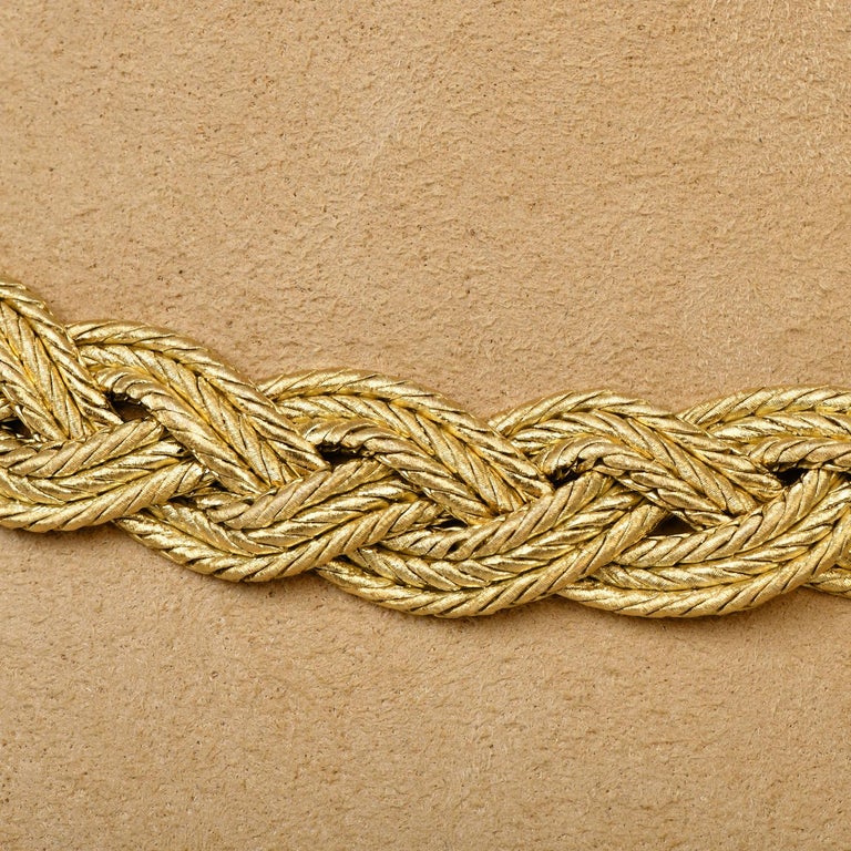 Buccellati Vintage 18K Yellow Gold Braided Rope Collar Chain Necklace In Excellent Condition For Sale In Miami, FL