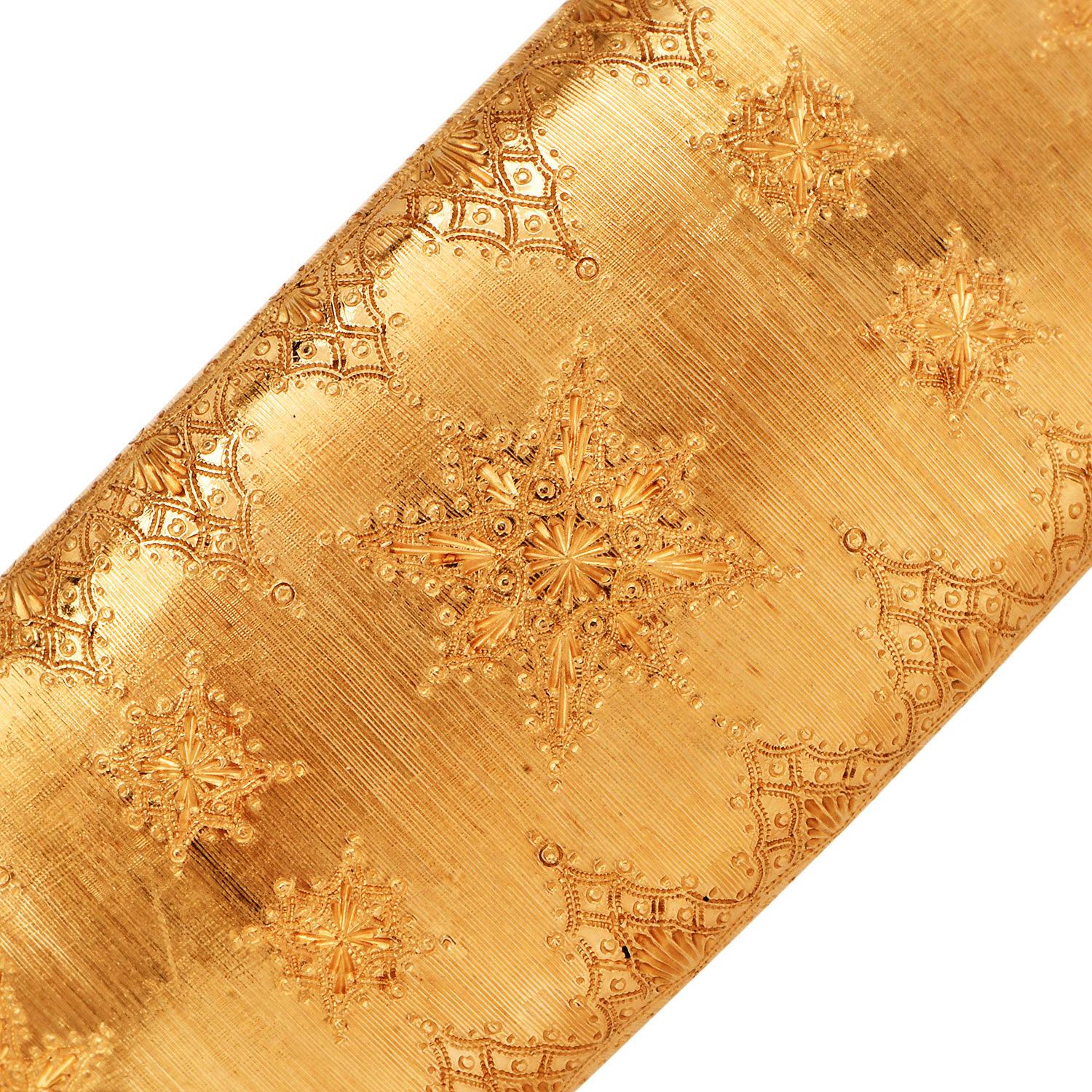 Retro Buccellati Vintage 18K Yellow Gold Open Cuff Bangle Bracelet For Sale