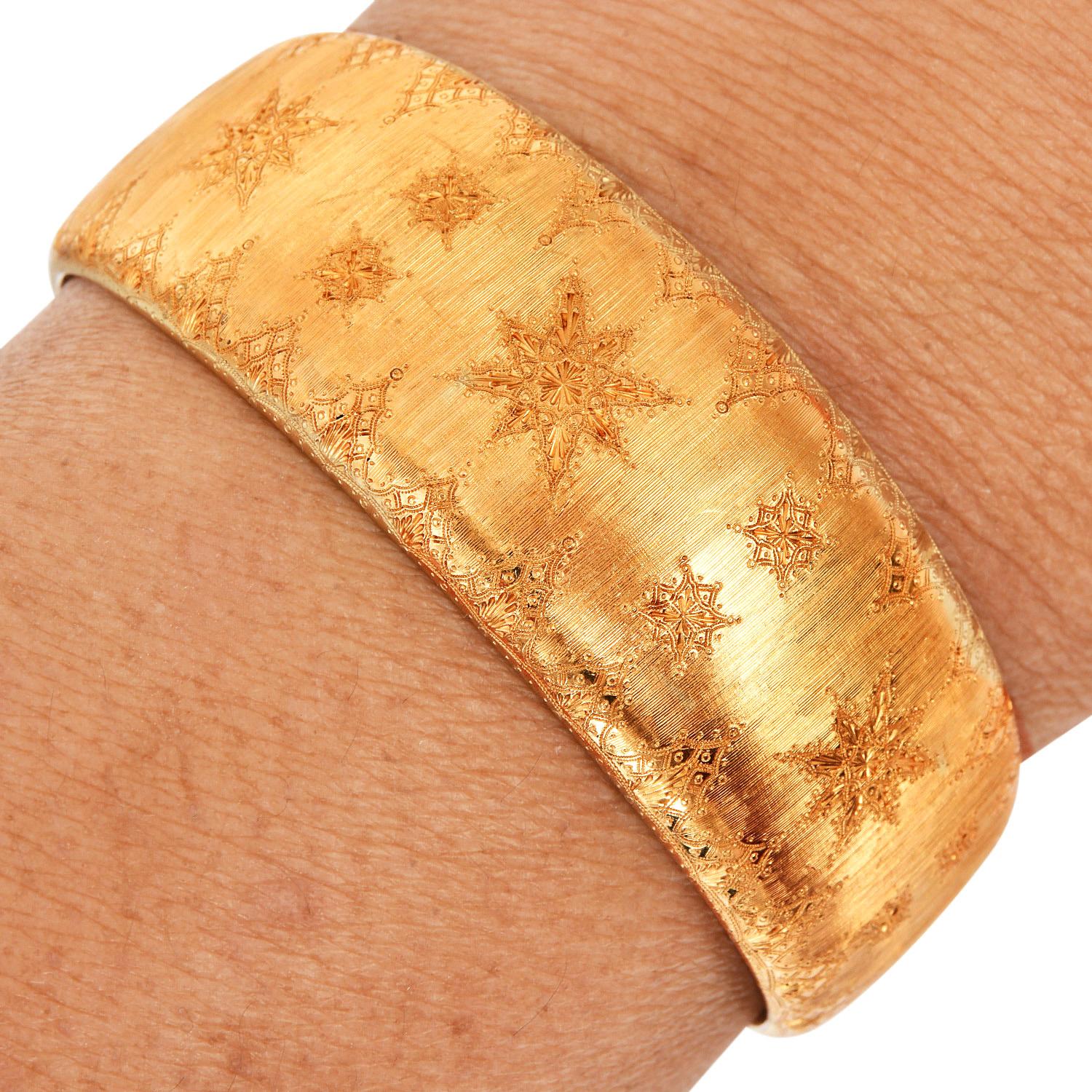 Buccellati Vintage 18K Yellow Gold Open Cuff Bangle Bracelet For Sale 3