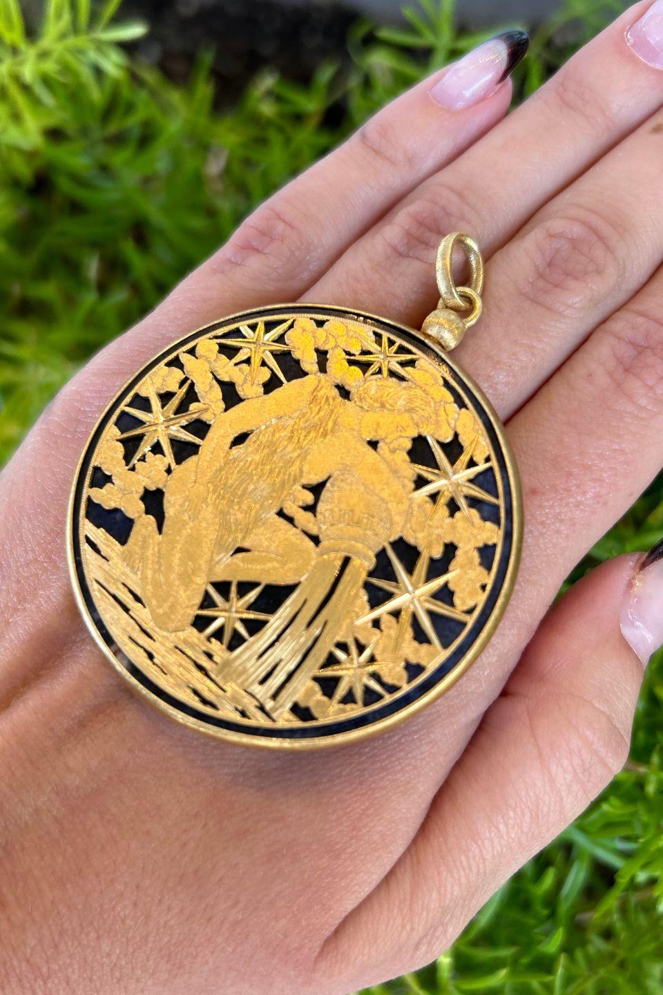 Buccellati Vintage 18K Yellow Gold Zodiac Aquarius Coin Pendant (One of a Kind) In Excellent Condition For Sale In Carmel By The Sea, CA