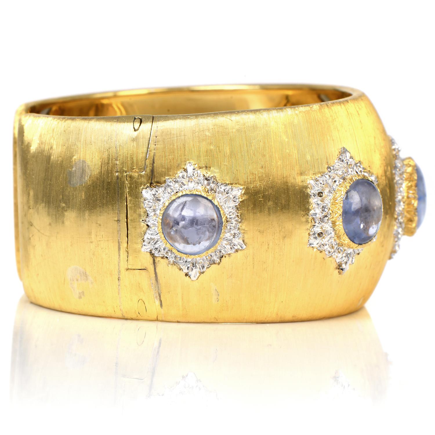 Buccellati Bracelet manchette vintage en or 18 carats avec cabochon de saphir bleu en vente 1